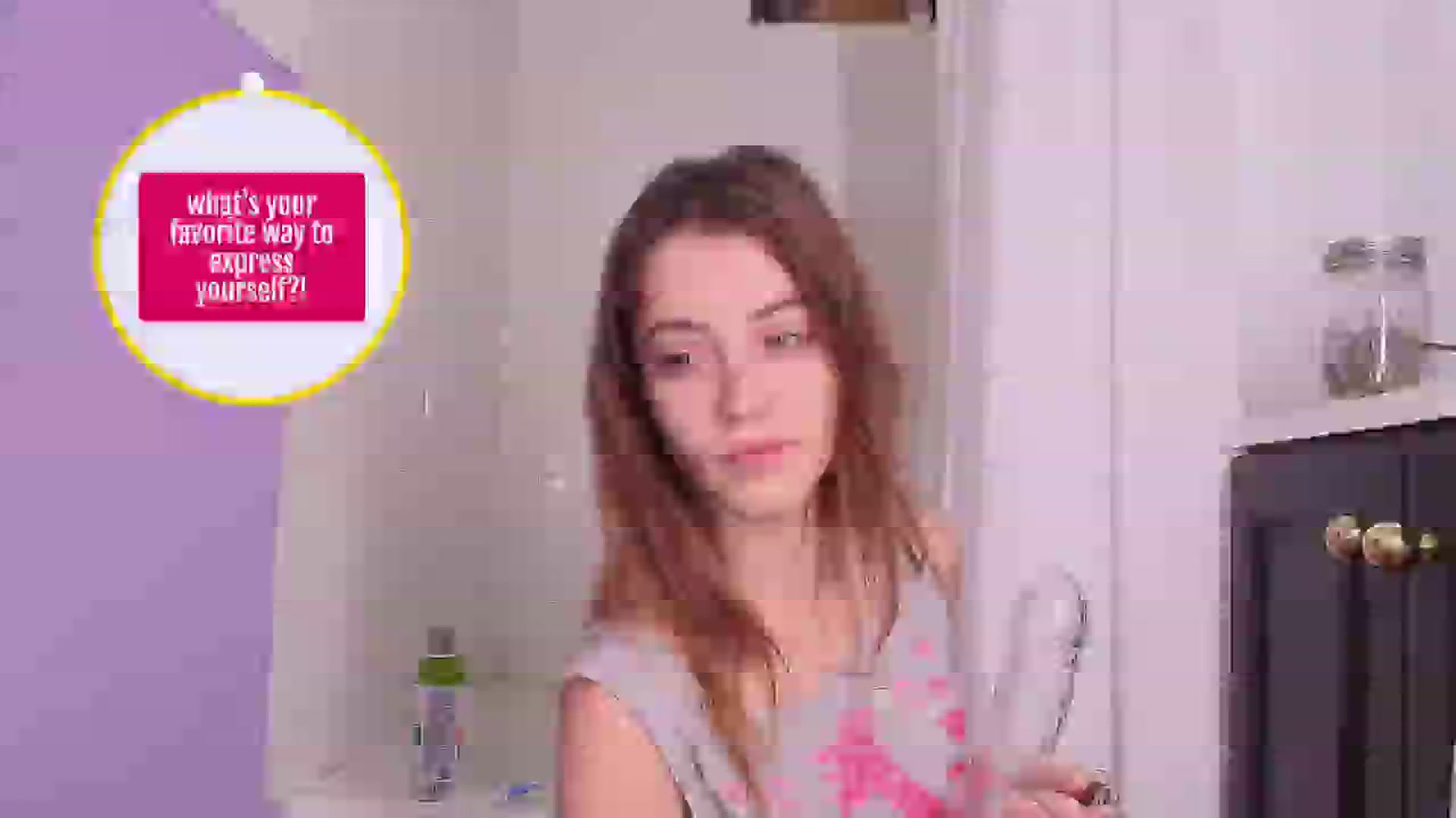 Gallery image thumbnail from NaomiDee's myfreecams stream on, 02/14/2025, 18:17 image 6 of 20