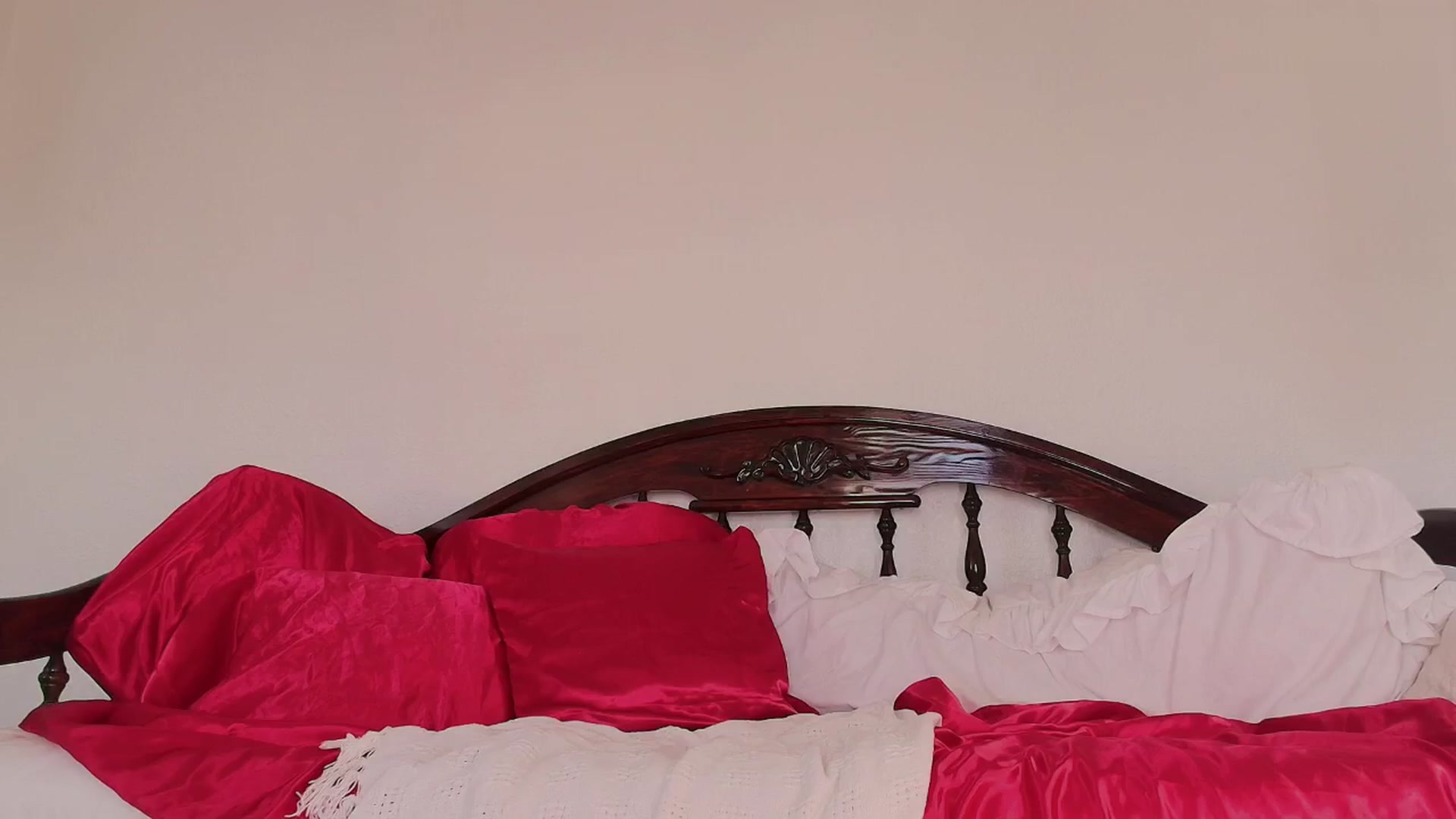 Gallery image thumbnail from NaomiDee's myfreecams stream on, 02/27/2025, 24:05 image 14 of 20