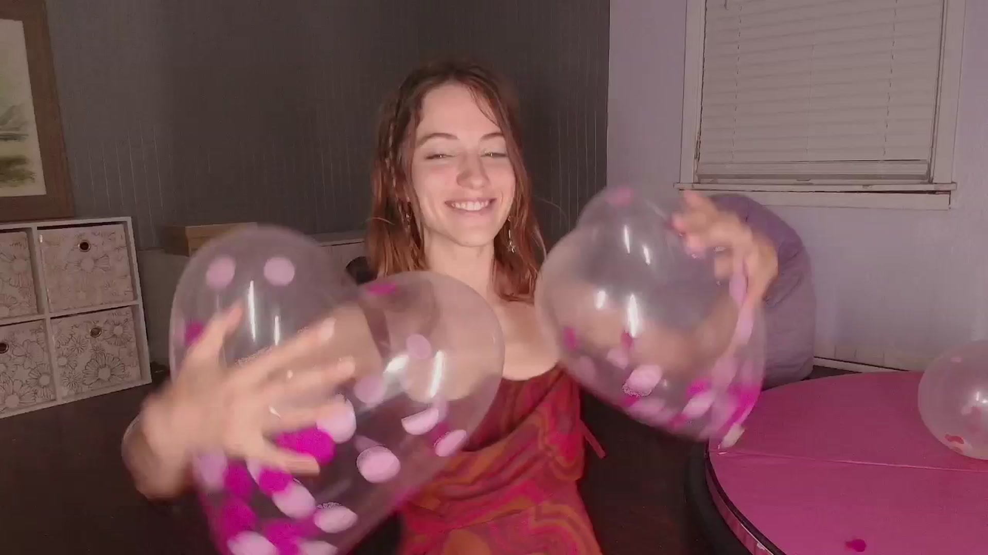 Gallery image thumbnail from NaomiDee's myfreecams stream on, 03/01/2025, 10:08 image 4 of 20