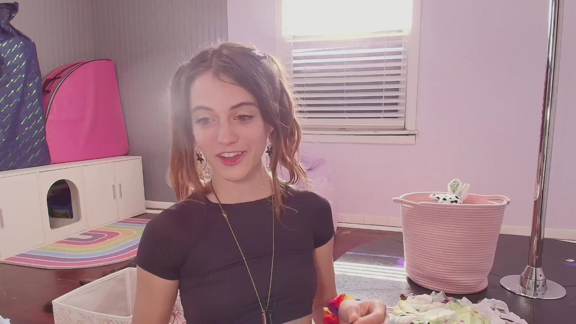 Gallery image thumbnail from NaomiDee's myfreecams stream on, 03/02/2025, 23:09 image 9 of 20