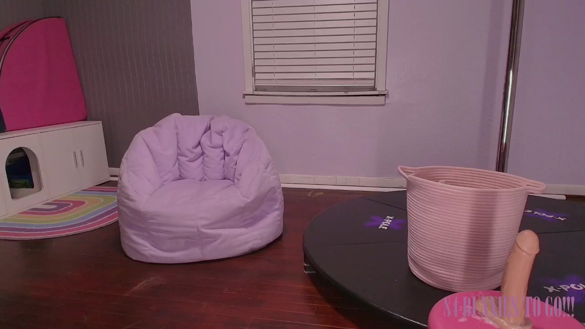 Gallery image thumbnail from NaomiDee's myfreecams stream on, 03/04/2025, 10:58 image 12 of 20