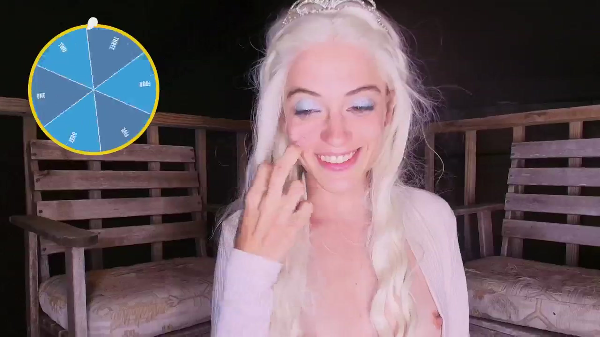 Gallery image thumbnail from NaomiDee's myfreecams stream on, 04/10/2025, 08:01 image 9 of 20
