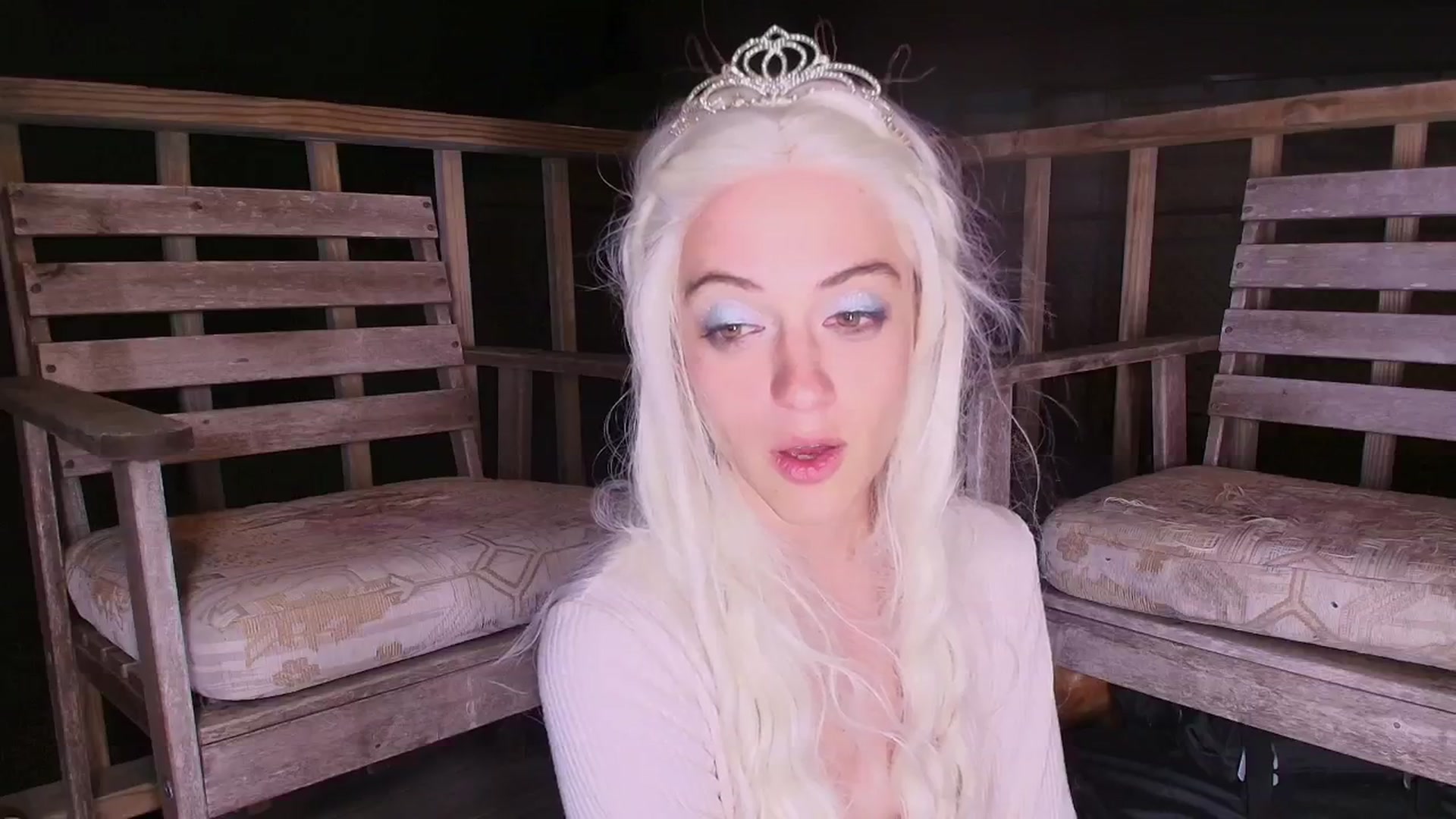 Gallery image thumbnail from NaomiDee's myfreecams stream on, 04/10/2025, 08:01 image 13 of 20