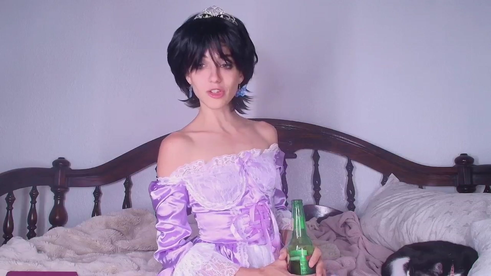 Gallery image thumbnail from NaomiDee's myfreecams stream on, 04/11/2025, 04:29 image 14 of 20