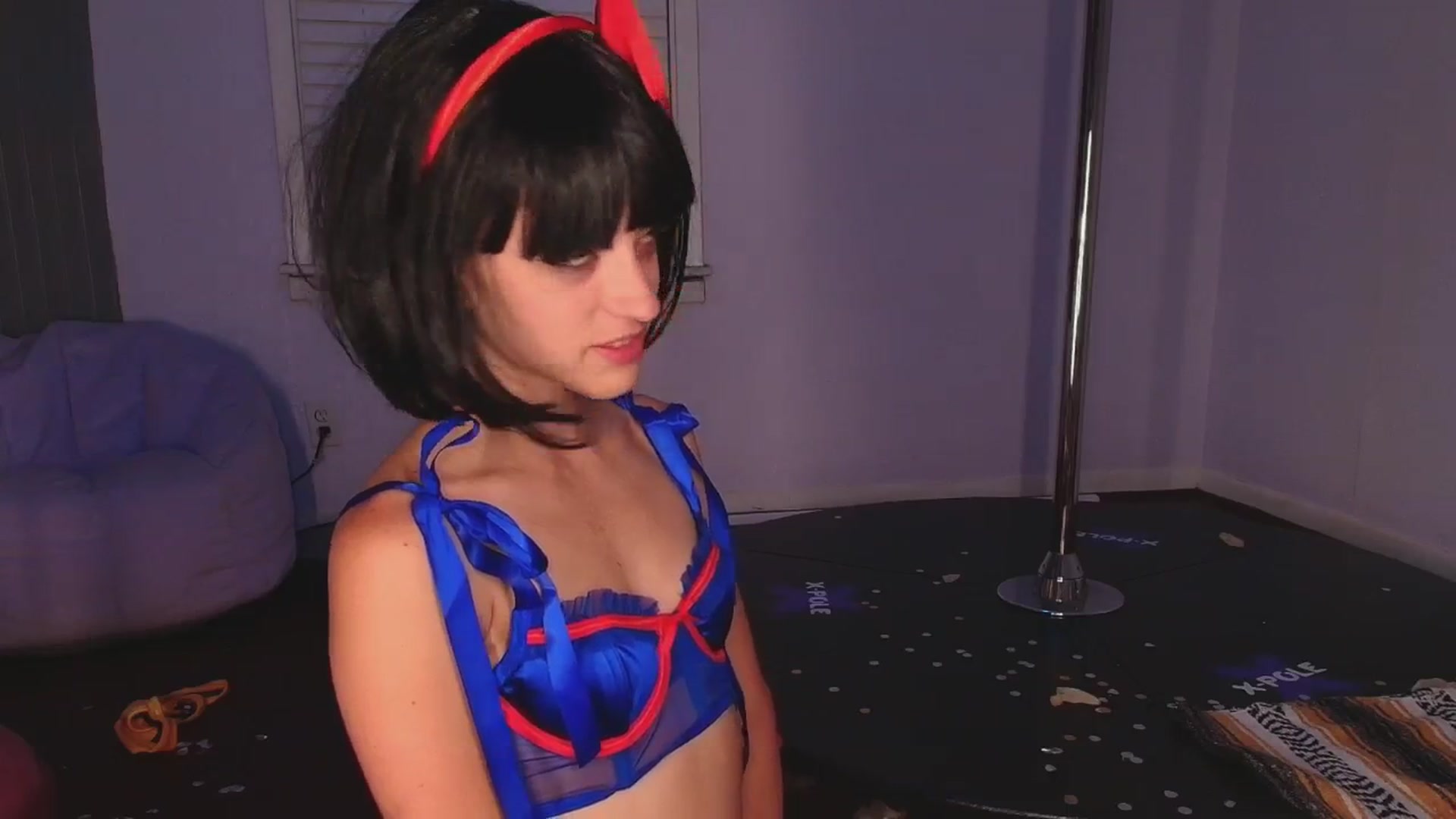 Gallery image thumbnail from NaomiDee's myfreecams stream on, 04/13/2025, 10:24 image 2 of 20