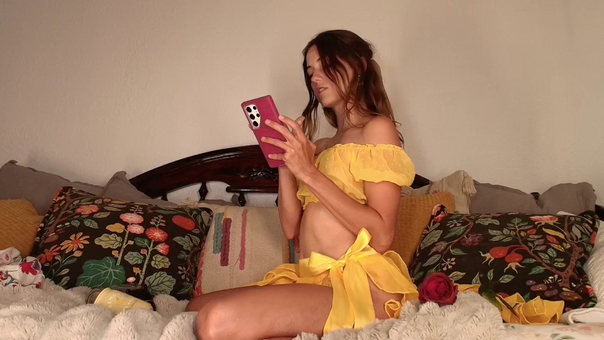 Gallery image thumbnail from NaomiDee's myfreecams stream on, 04/19/2025, 06:27 image 1 of 20