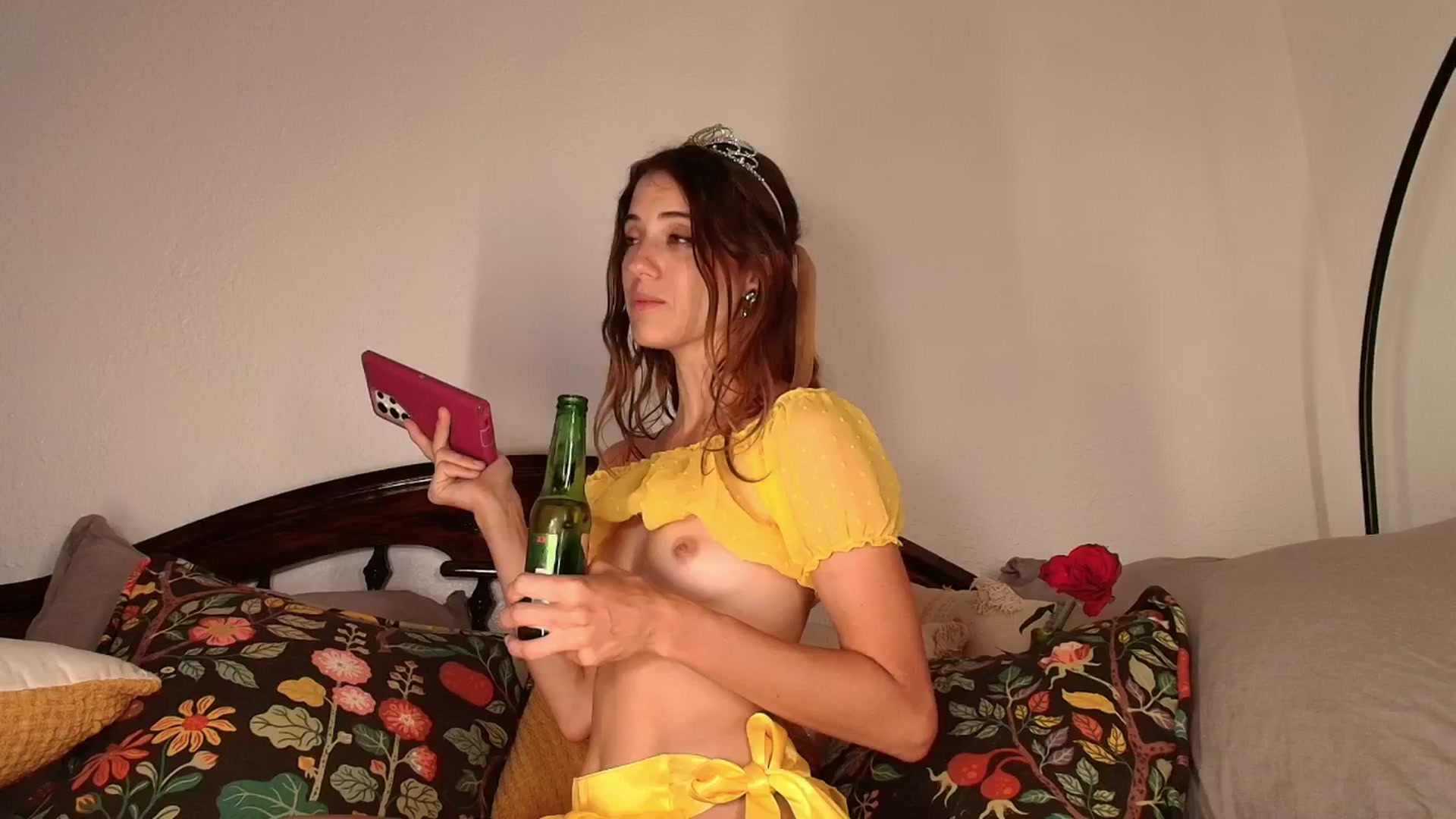 Gallery image thumbnail from NaomiDee's myfreecams stream on, 04/19/2025, 09:10 image 3 of 20