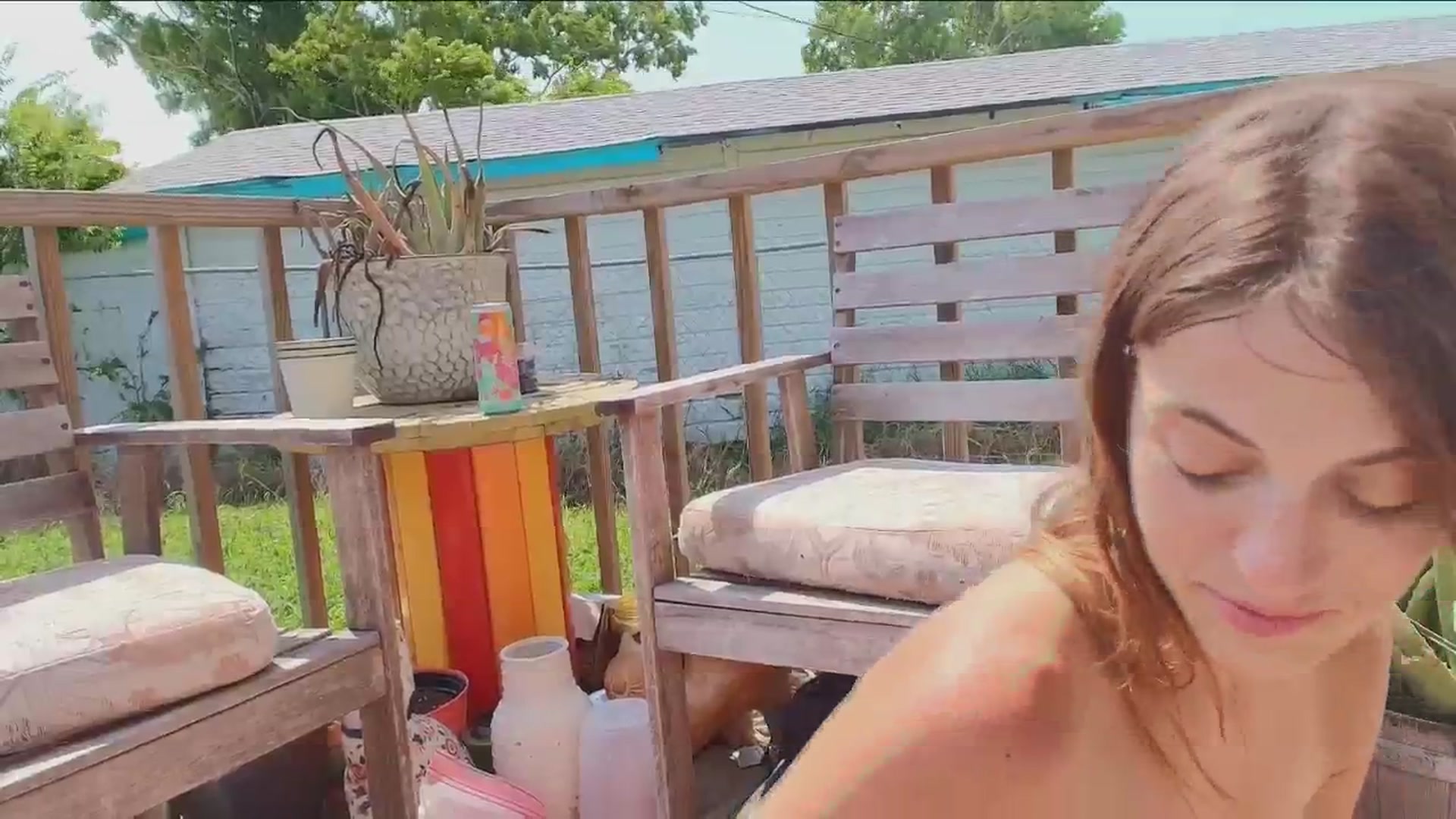 Gallery image thumbnail from NaomiDee's myfreecams stream on, 05/17/2025, 20:54 image 19 of 20