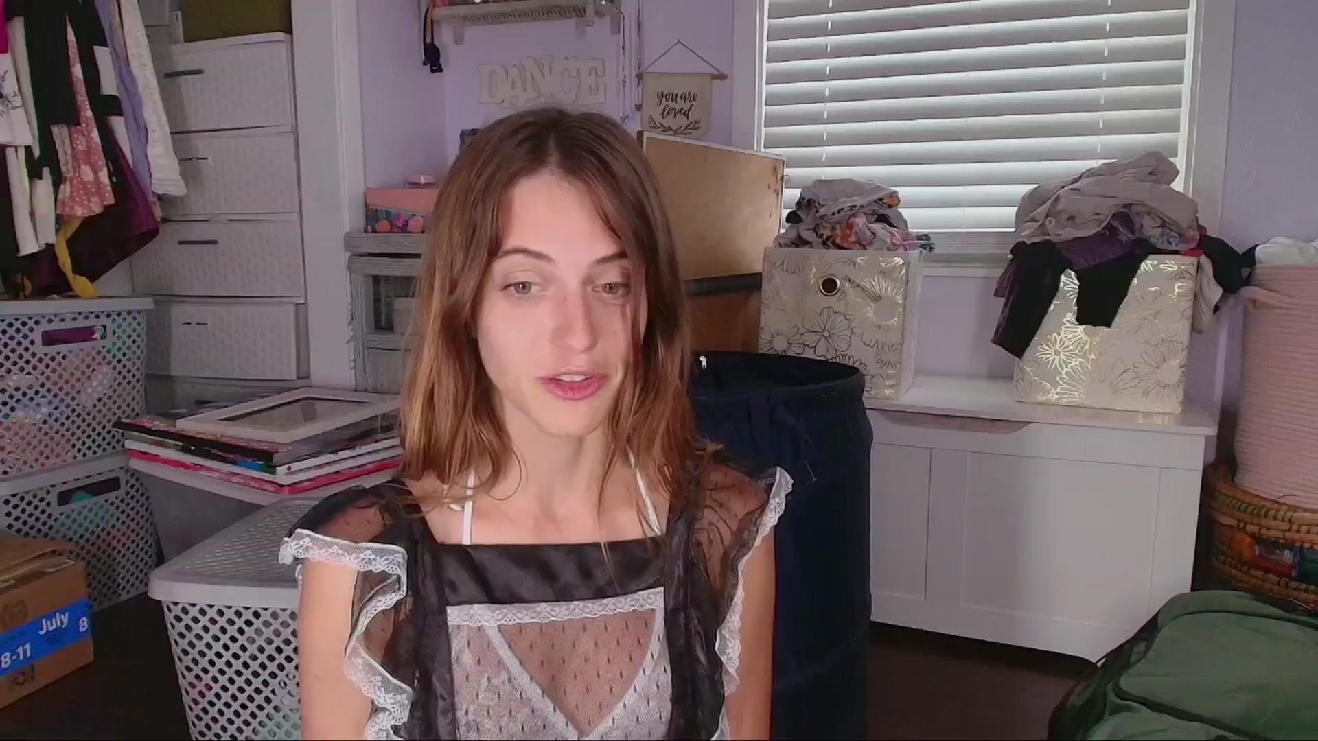 Gallery image thumbnail from NaomiDee's myfreecams stream on, 07/09/2025, 04:06 image 5 of 20