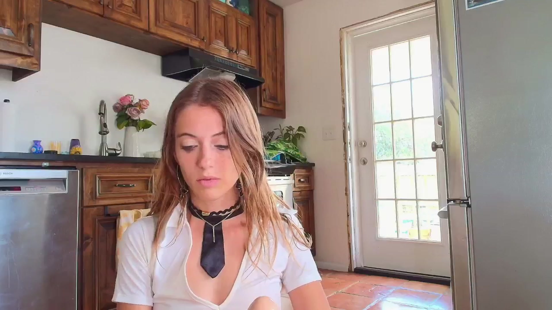 Gallery image thumbnail from NaomiDee's myfreecams stream on, 07/18/2025, 18:43 image 16 of 20