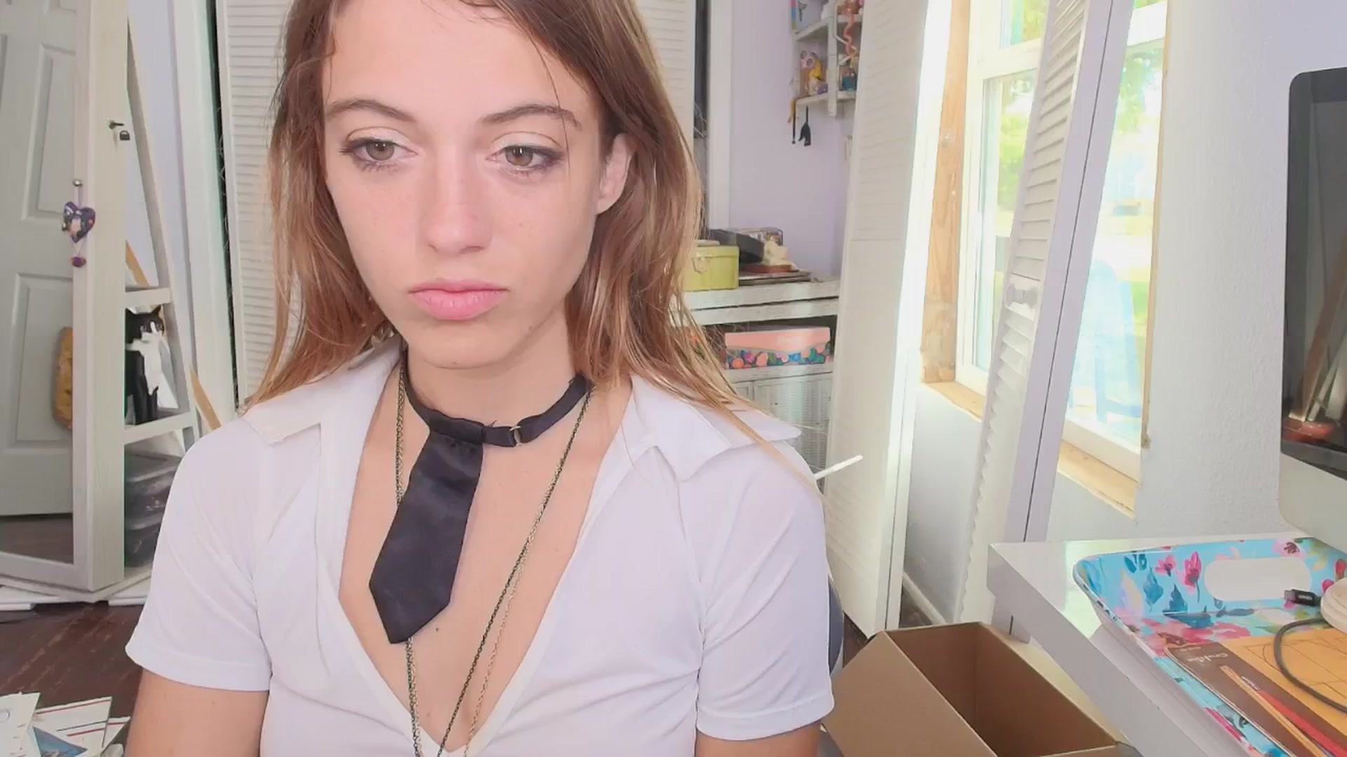 Gallery image thumbnail from NaomiDee's myfreecams stream on, 08/06/2025, 14:55 image 6 of 20