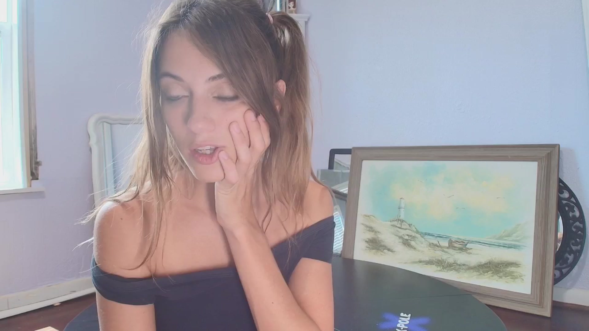 Gallery image thumbnail from NaomiDee's myfreecams stream on, 08/27/2025, 23:36 image 1 of 20