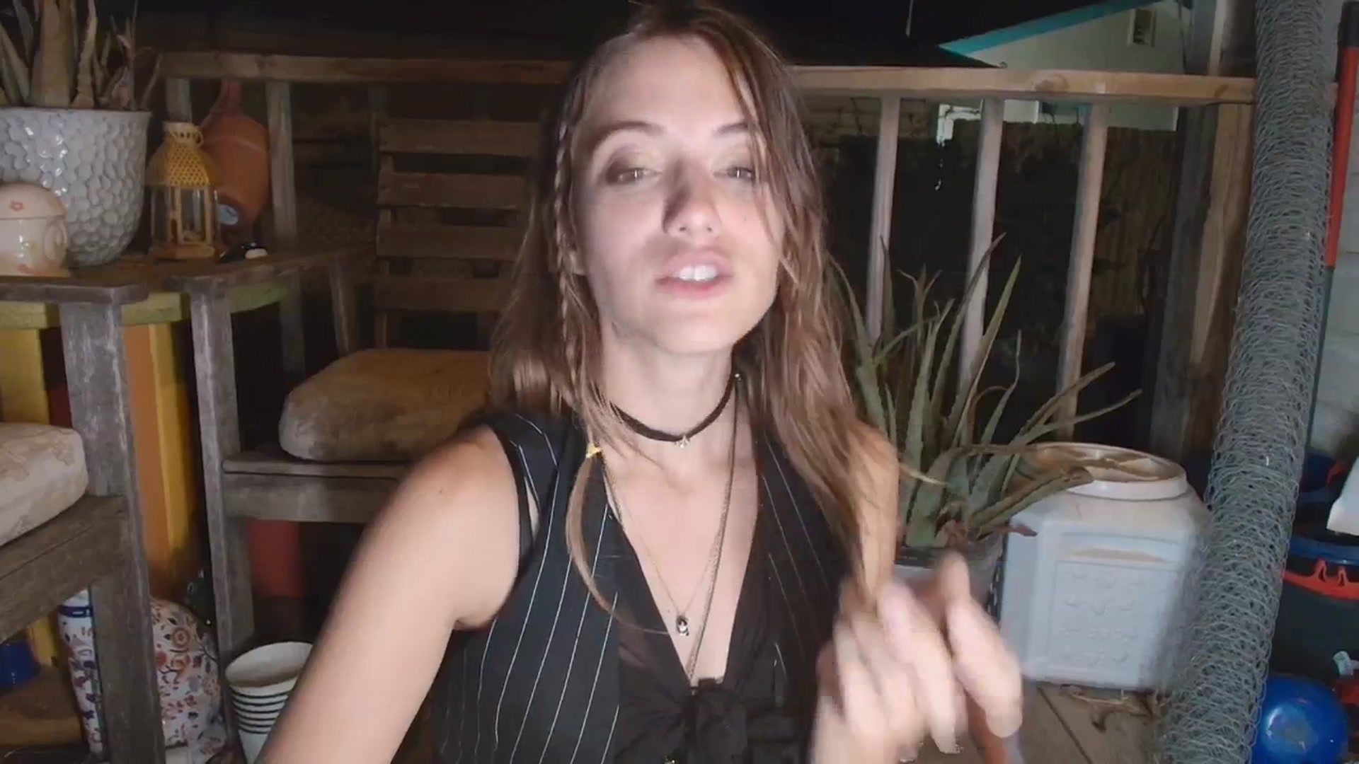 Gallery image thumbnail from NaomiDee's myfreecams stream on, 08/31/2025, 03:15 image 9 of 20