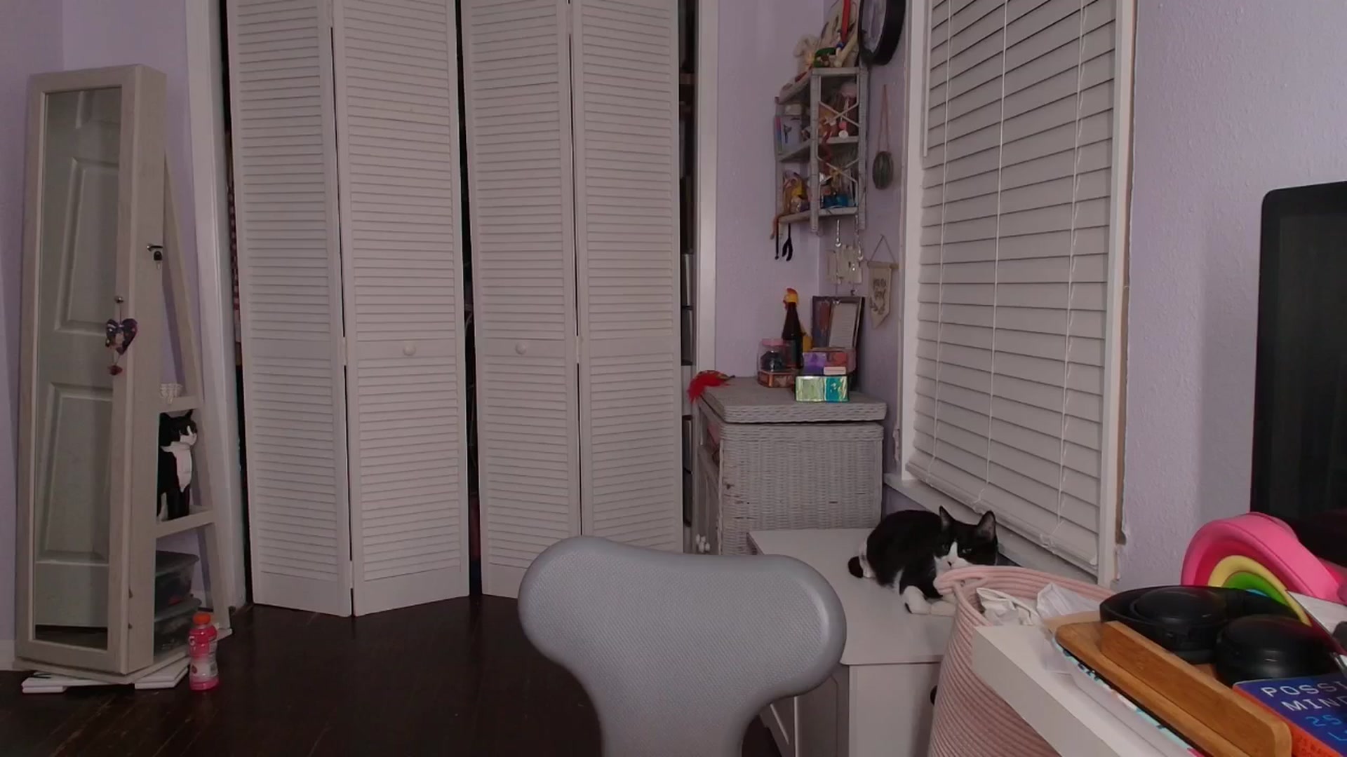 Gallery image thumbnail from NaomiDee's myfreecams stream on, 09/07/2025, 07:36 image 5 of 20