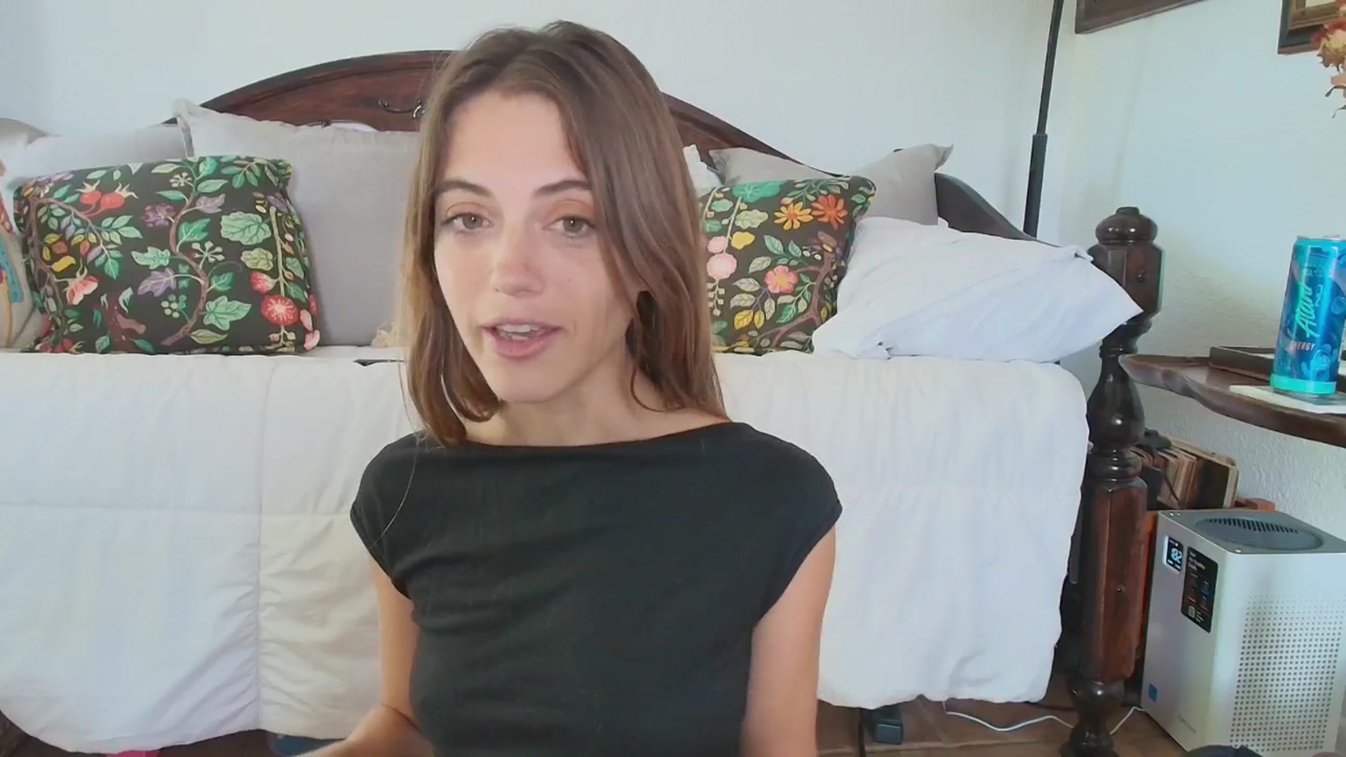 Gallery image thumbnail from NaomiDee's myfreecams stream on, 09/16/2025, 18:59 image 4 of 20