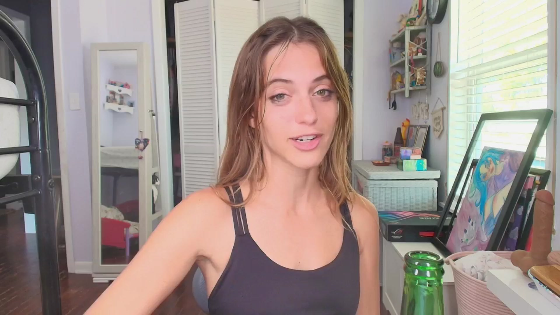 Gallery image thumbnail from NaomiDee's myfreecams stream on, 09/18/2025, 20:19 image 16 of 20