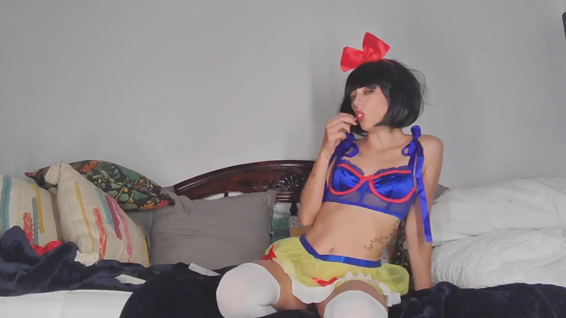 Gallery image thumbnail from NaomiDee's myfreecams stream on, 10/07/2025, 08:38 image 10 of 20