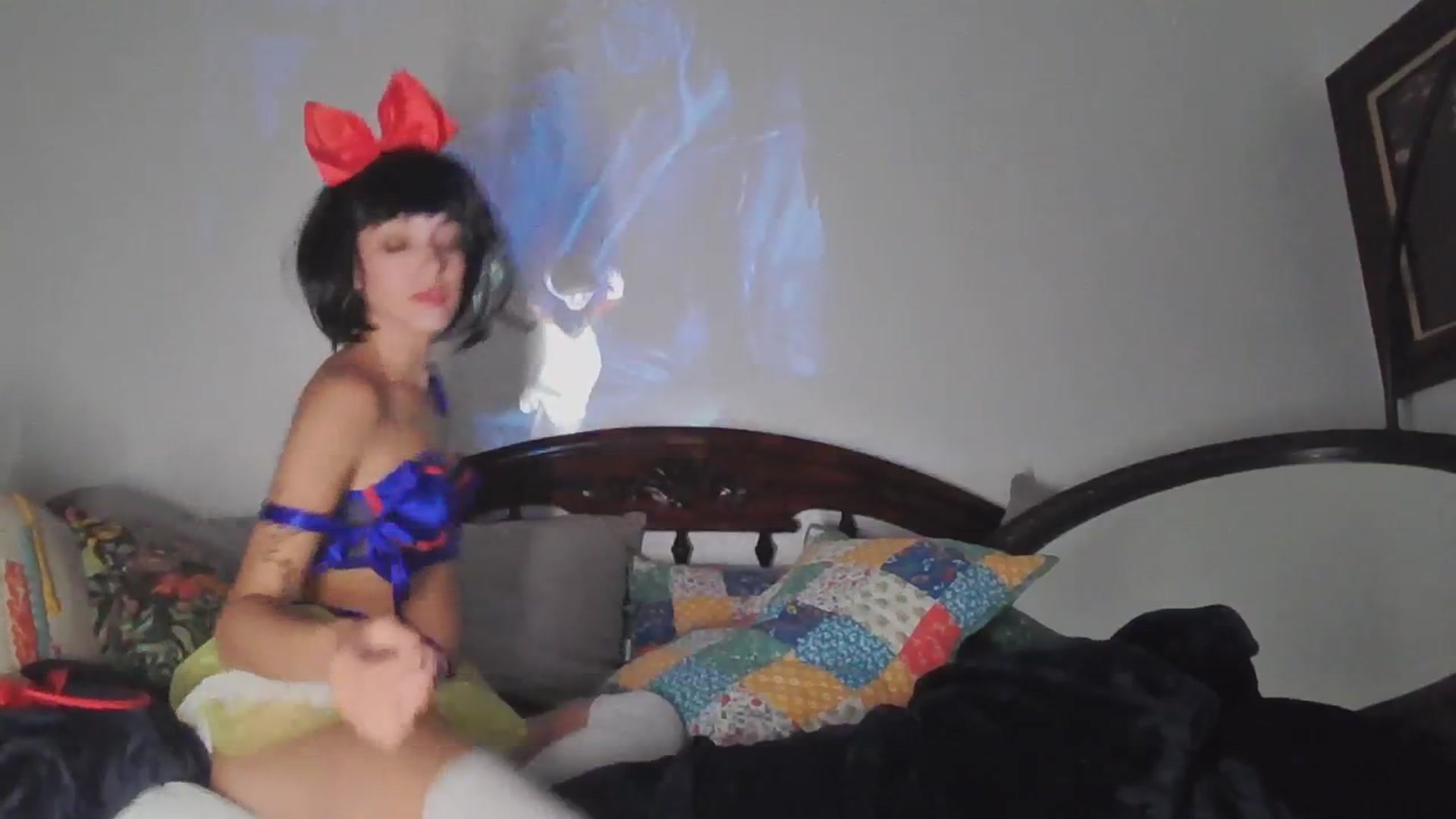Gallery image thumbnail from NaomiDee's myfreecams stream on, 10/07/2025, 10:54 image 10 of 20