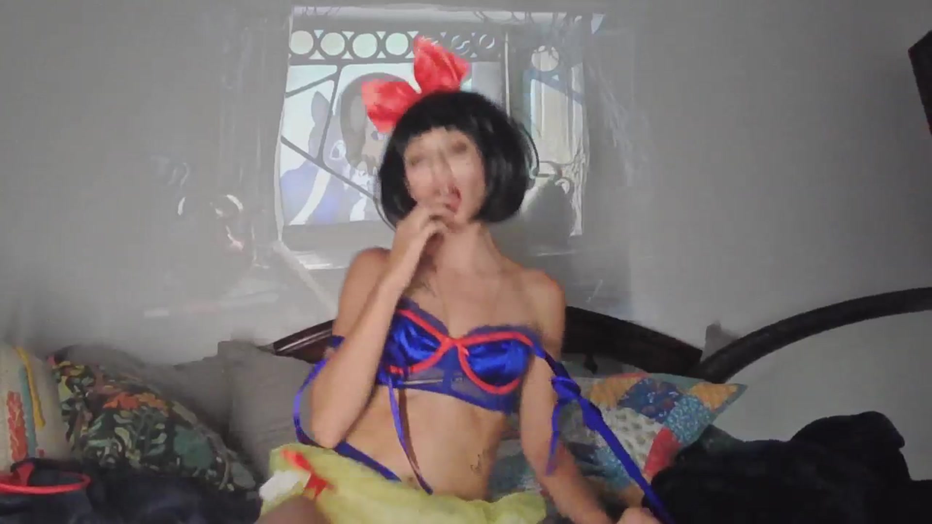 Gallery image thumbnail from NaomiDee's myfreecams stream on, 10/07/2025, 10:54 image 11 of 20