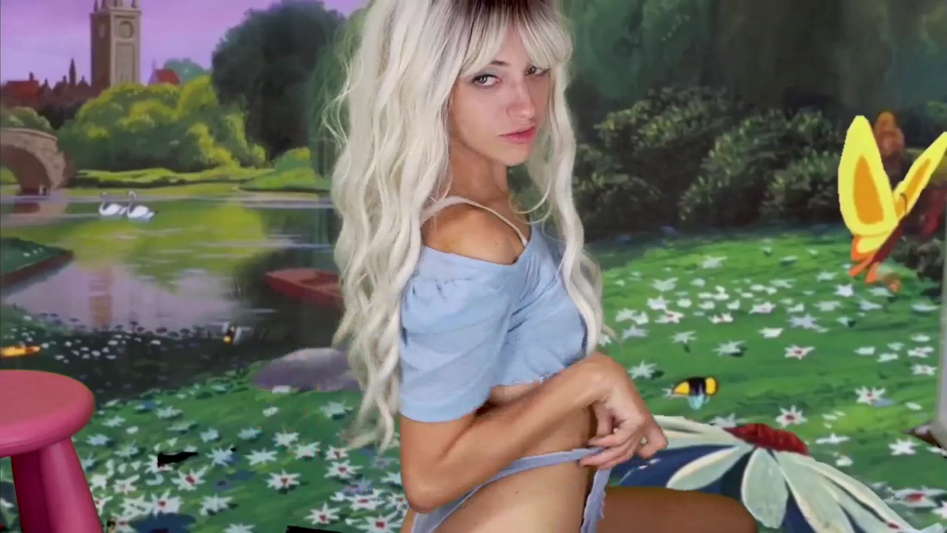 Gallery image thumbnail from NaomiDee's myfreecams stream on, 10/25/2025, 09:18 image 12 of 20