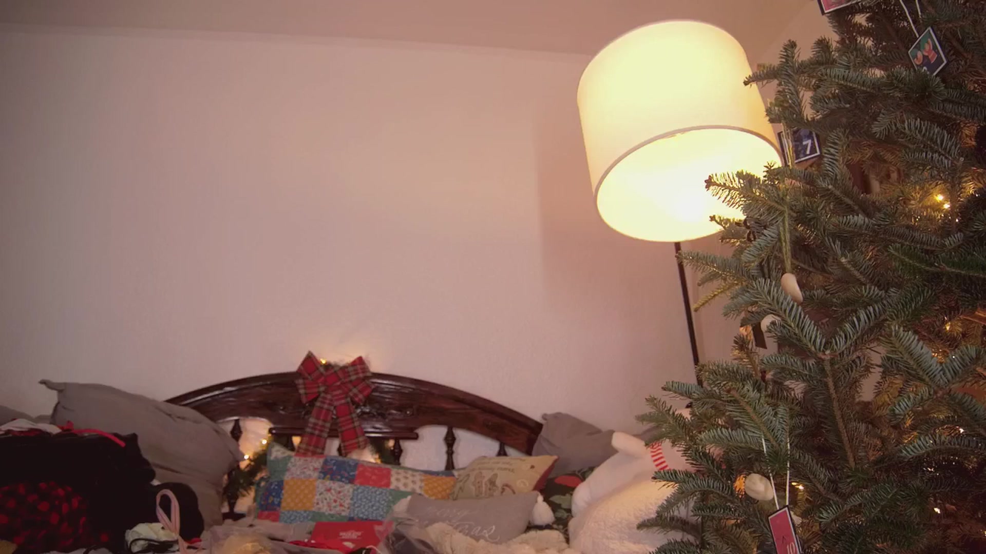 Gallery image thumbnail from NaomiDee's myfreecams stream on, 12/17/2025, 09:02 image 20 of 20