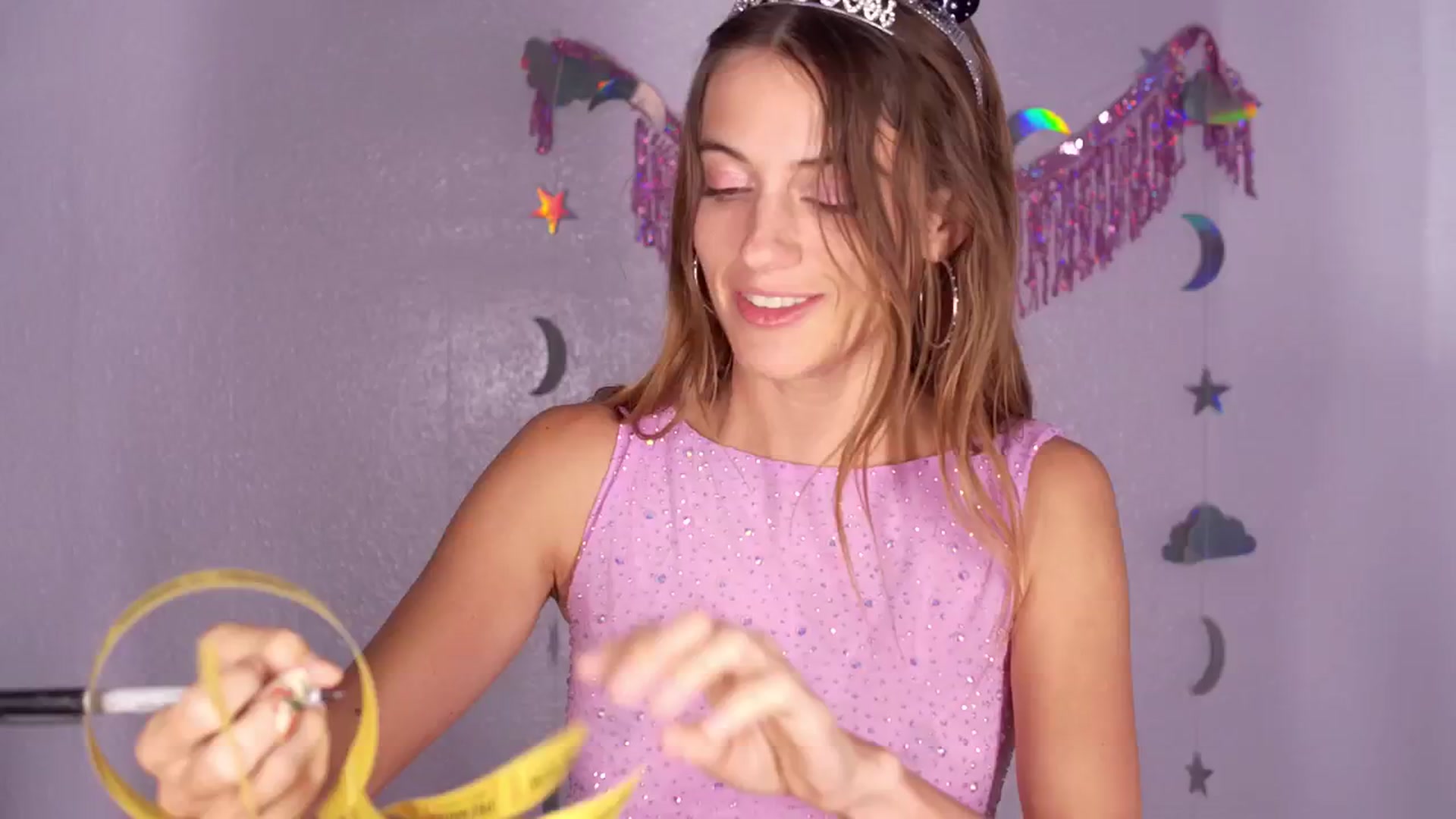Gallery image thumbnail from NaomiDee's myfreecams stream on, 01/01/2026, 08:09 image 2 of 20