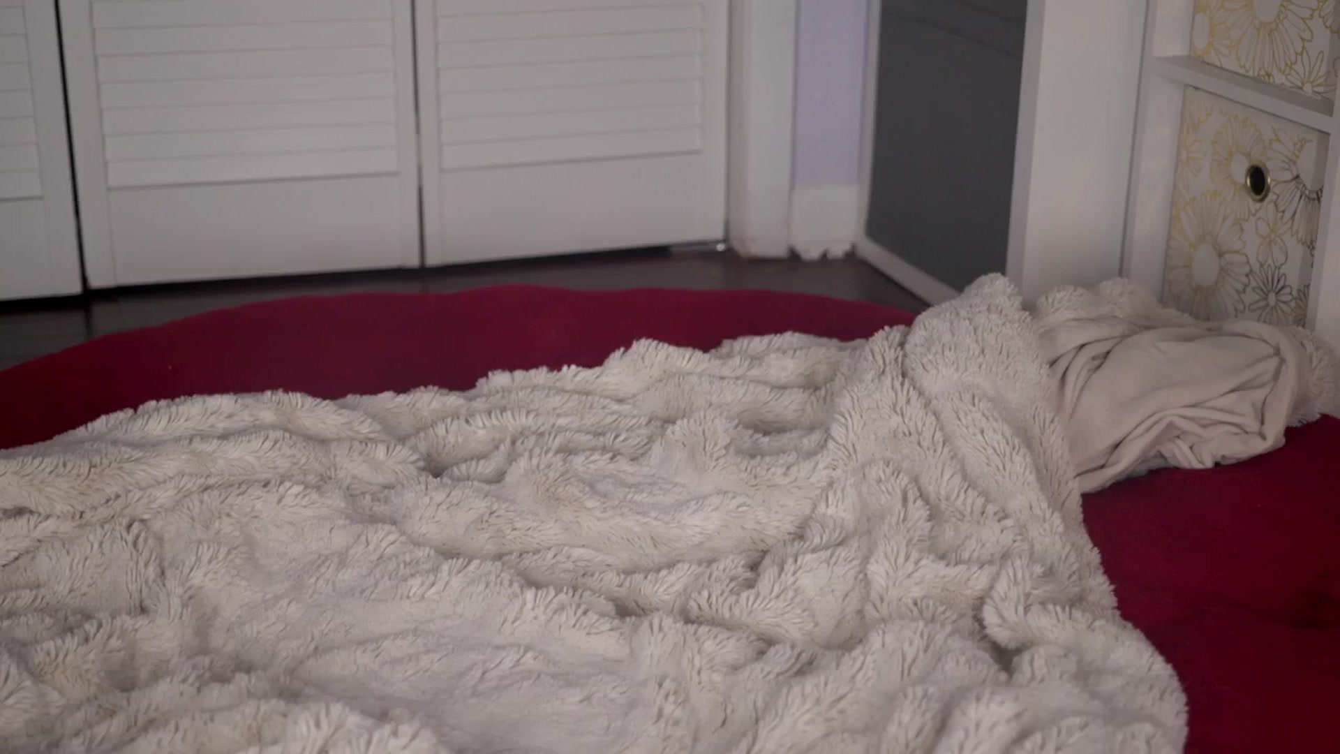 Gallery image thumbnail from NaomiDee's myfreecams stream on, 01/10/2026, 05:50 image 3 of 20