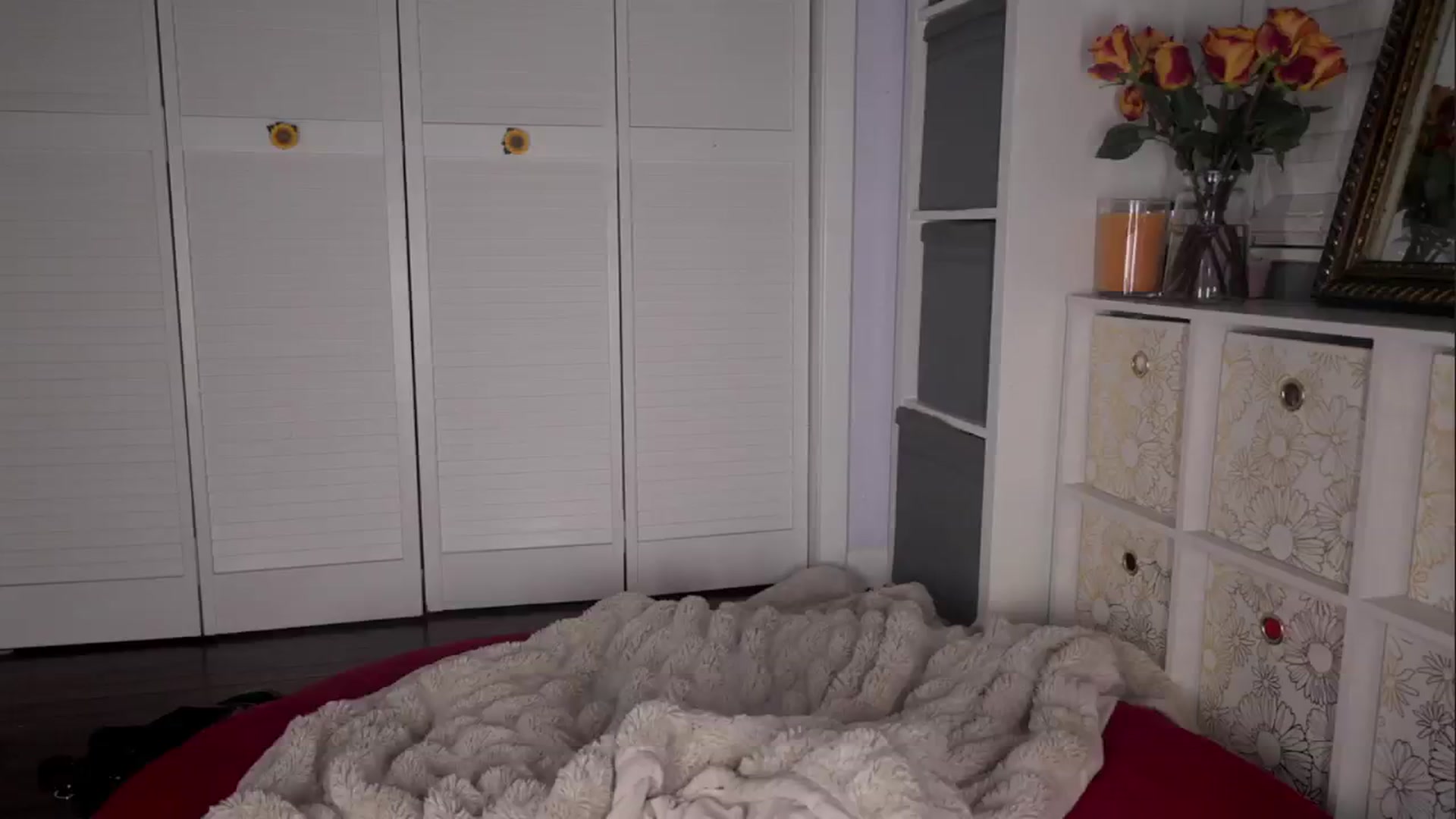 Gallery image thumbnail from NaomiDee's myfreecams stream on, 01/10/2026, 06:23 image 5 of 20