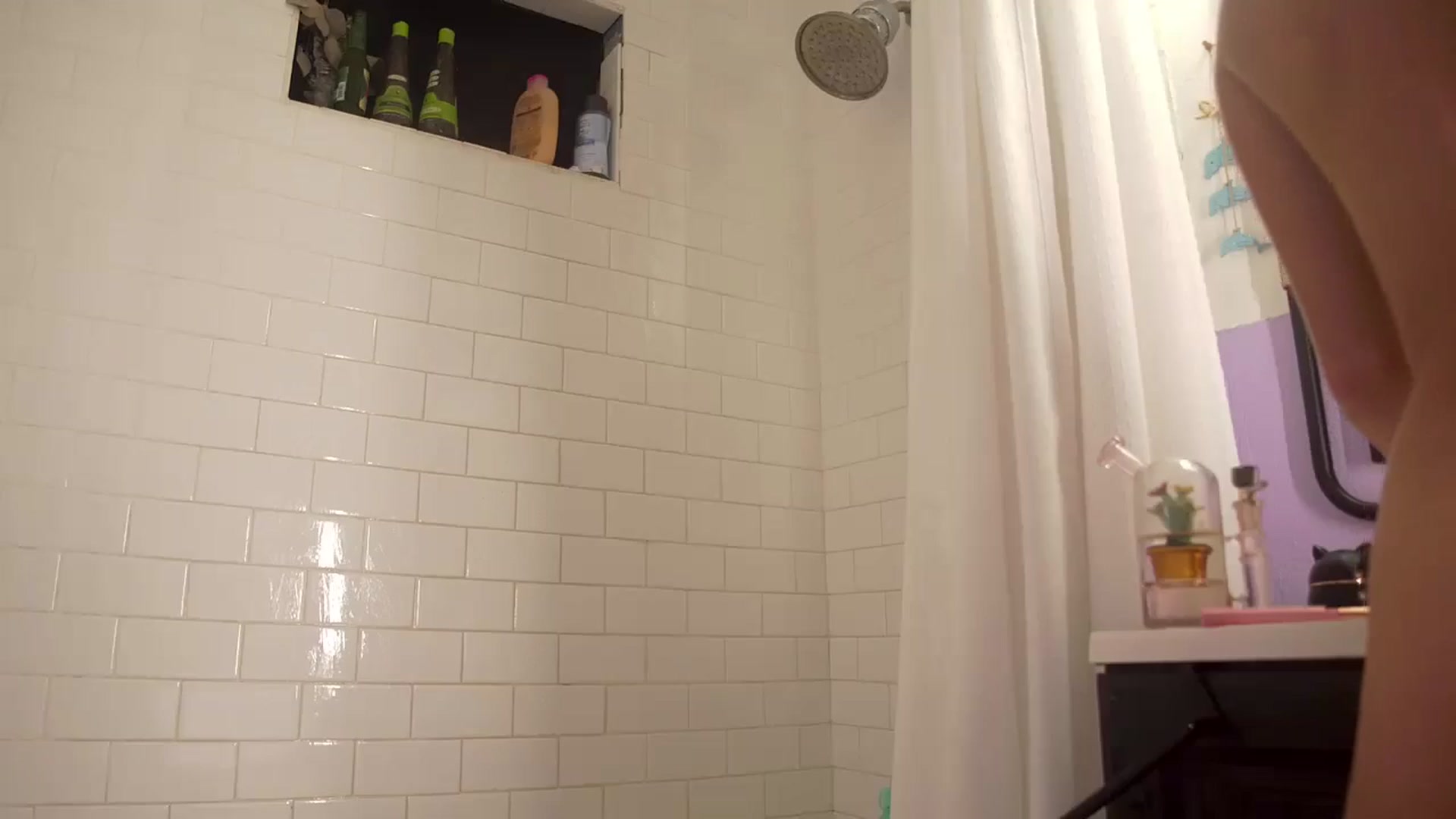 Gallery image thumbnail from NaomiDee's myfreecams stream on, 01/22/2026, 24:25 image 18 of 20