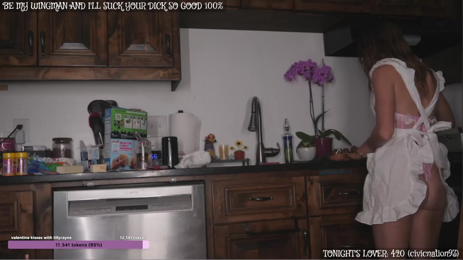 Gallery image thumbnail from NaomiDee's myfreecams stream on, 02/04/2026, 05:16 image 5 of 20