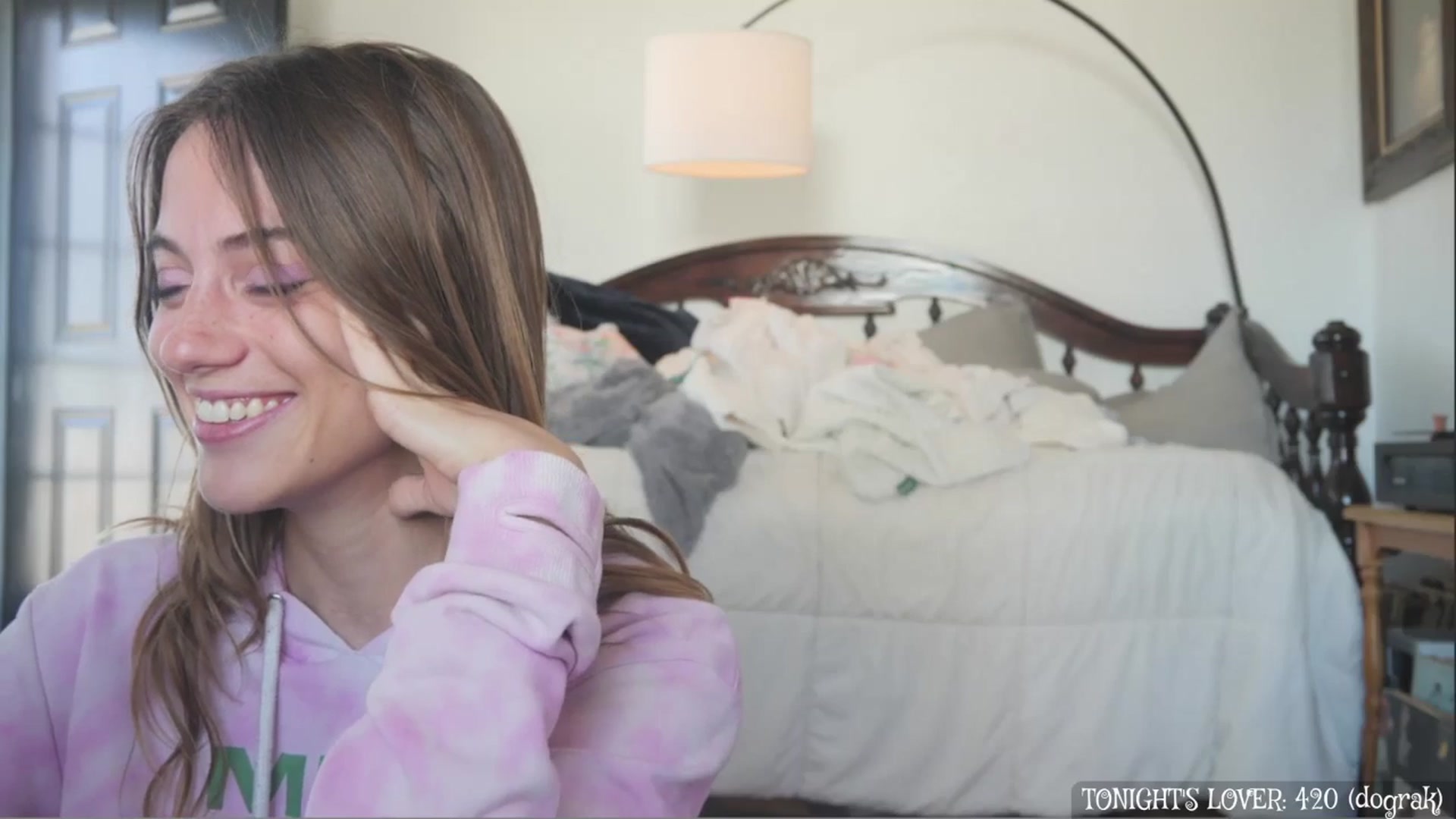 Gallery image thumbnail from NaomiDee's myfreecams stream on, 02/06/2026, 17:18 image 13 of 20
