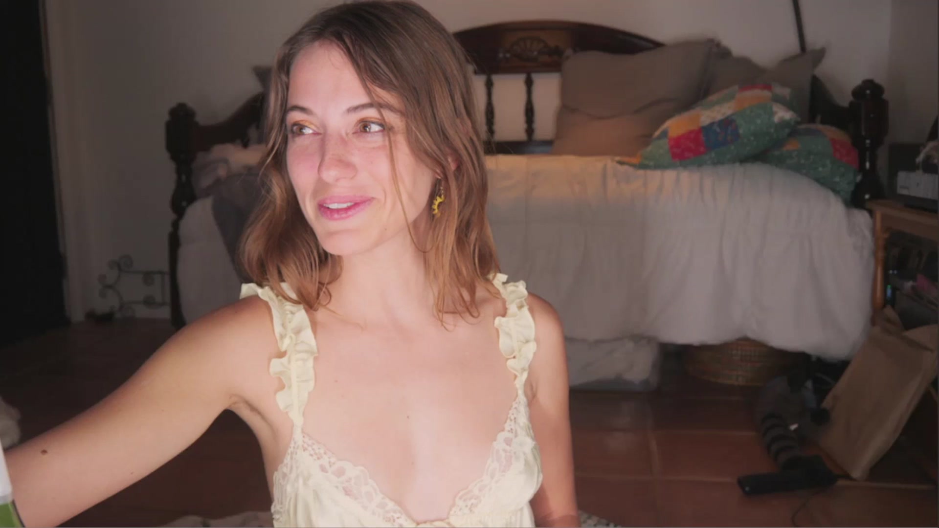 Gallery image thumbnail from NaomiDee's myfreecams stream on, 02/20/2026, 08:31 image 3 of 20