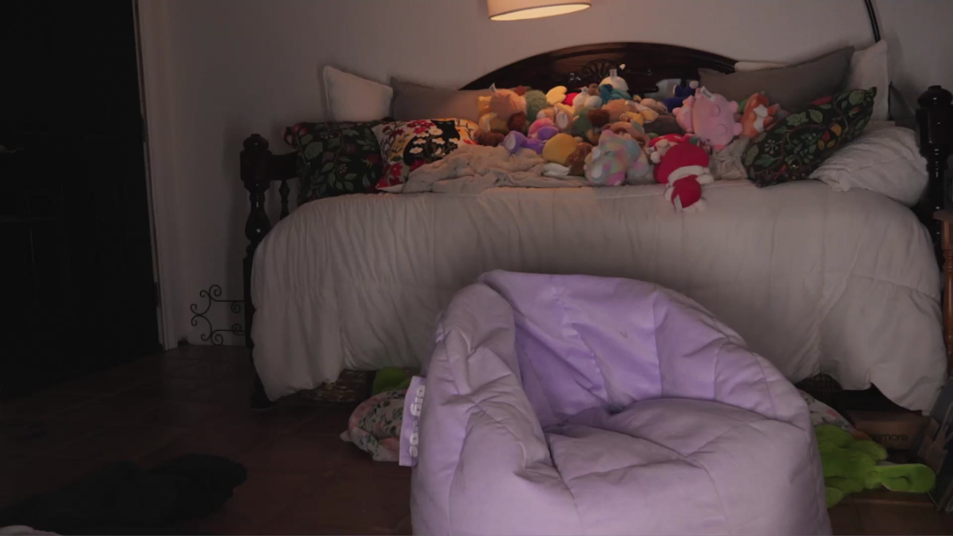 Gallery image thumbnail from NaomiDee's myfreecams stream on, 03/01/2026, 10:22 image 10 of 20