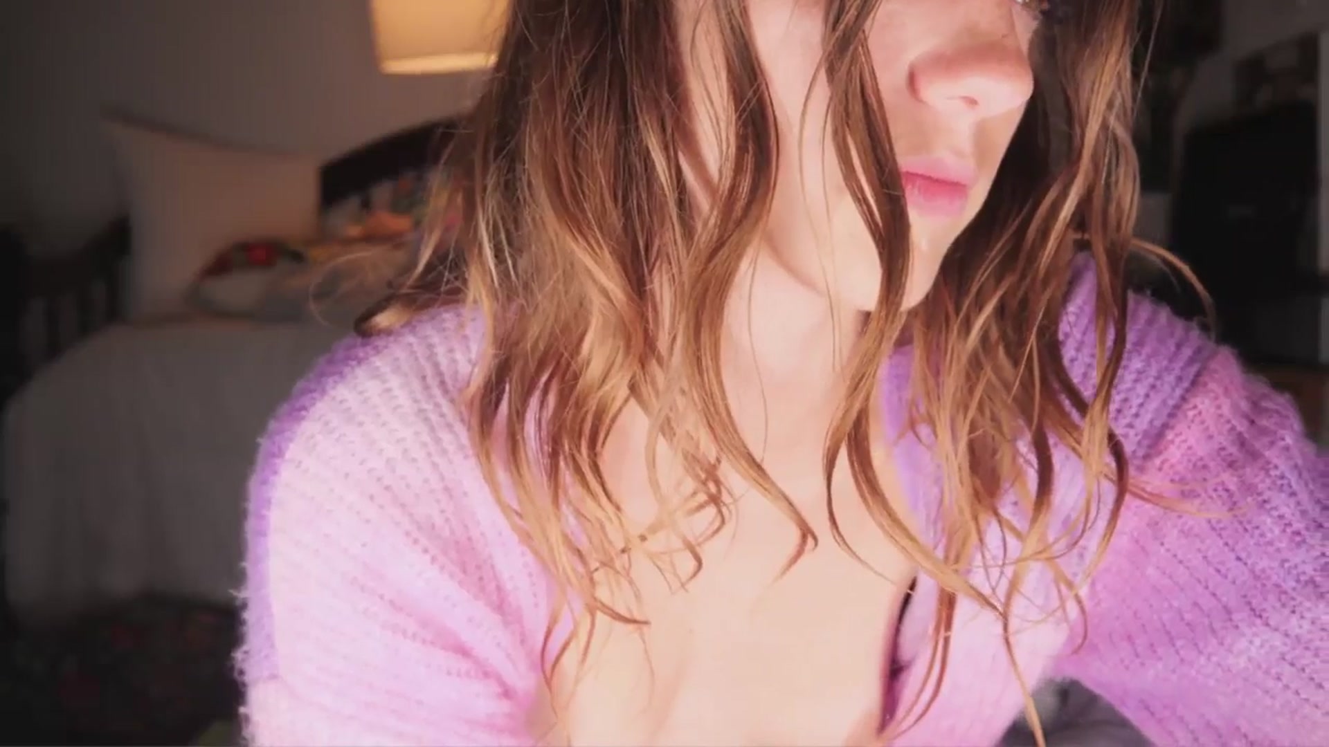 Gallery image thumbnail from NaomiDee's myfreecams stream on, 03/01/2026, 10:22 image 17 of 20