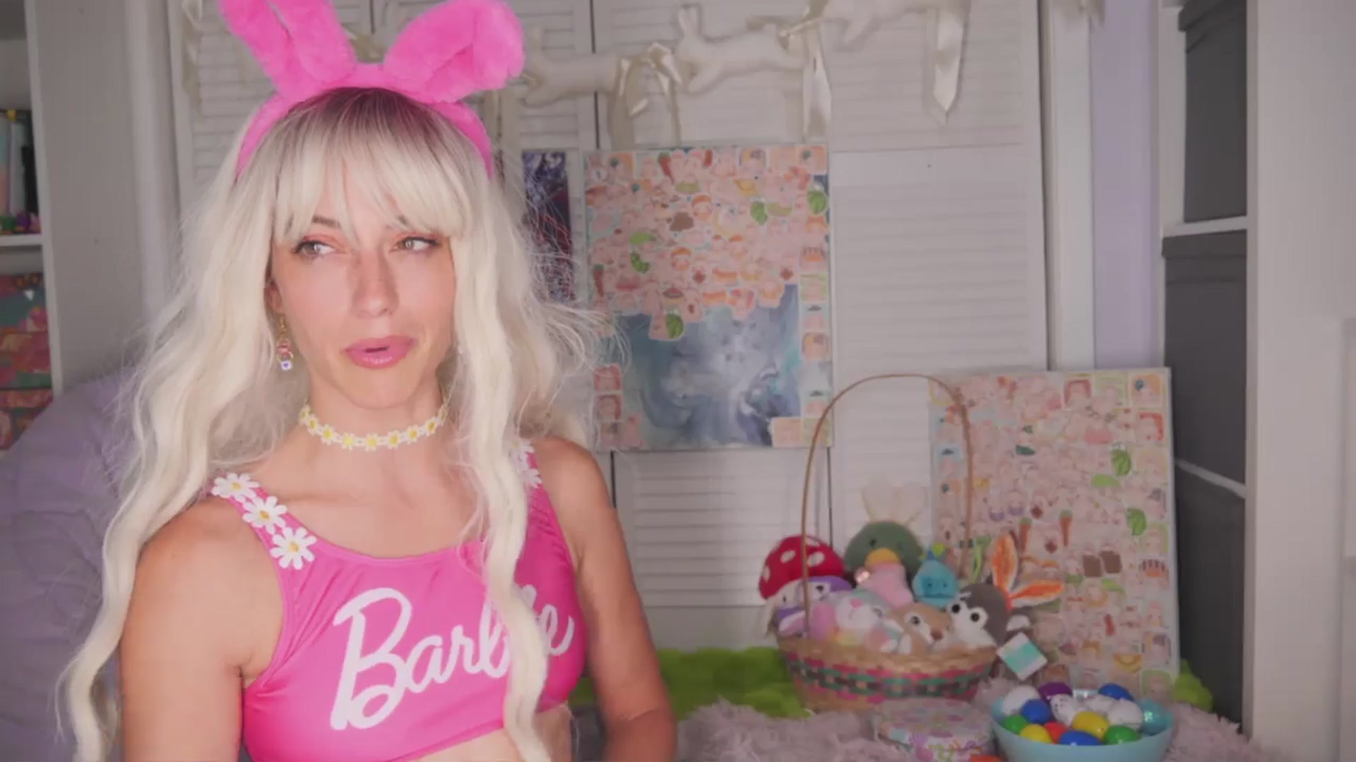 Gallery image thumbnail from NaomiDee's myfreecams stream on, 03/10/2026, 06:01 image 6 of 20