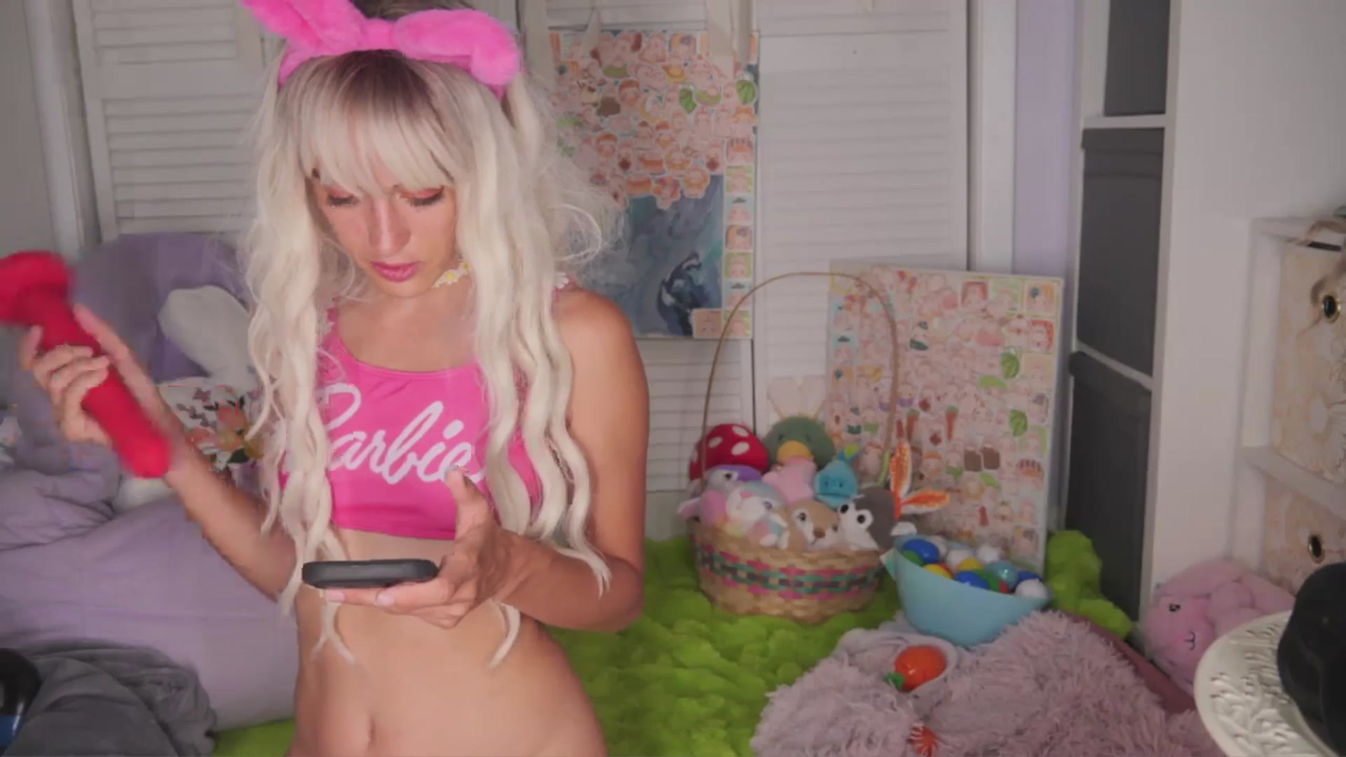 Gallery image thumbnail from NaomiDee's myfreecams stream on, 03/10/2026, 06:01 image 18 of 20