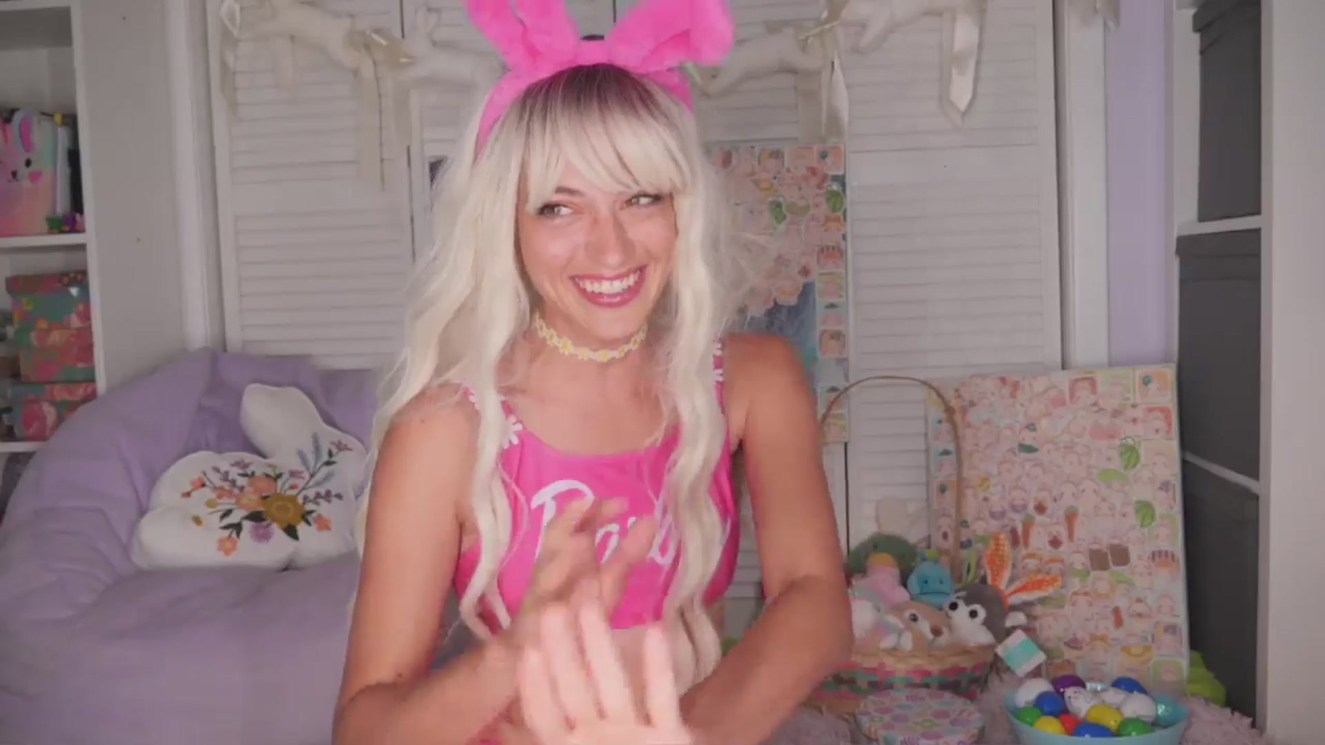 Gallery image thumbnail from NaomiDee's myfreecams stream on, 03/10/2026, 06:01 image 4 of 20