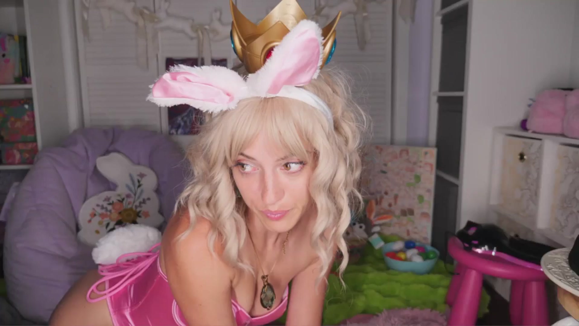 Gallery image thumbnail from NaomiDee's myfreecams stream on, 03/11/2026, 04:48 image 3 of 20
