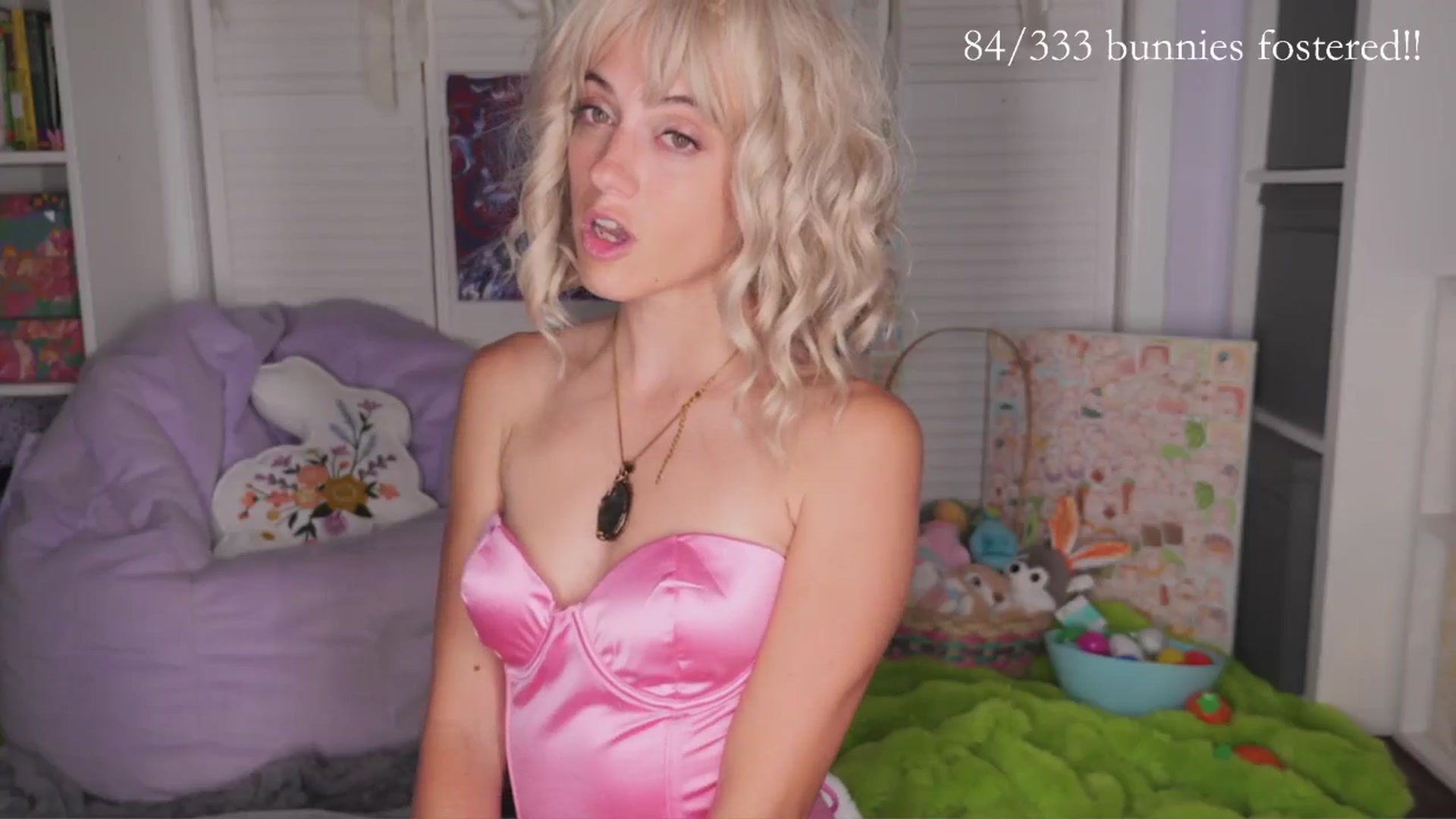Gallery image thumbnail from NaomiDee's myfreecams stream on, 03/11/2026, 04:48 image 14 of 20