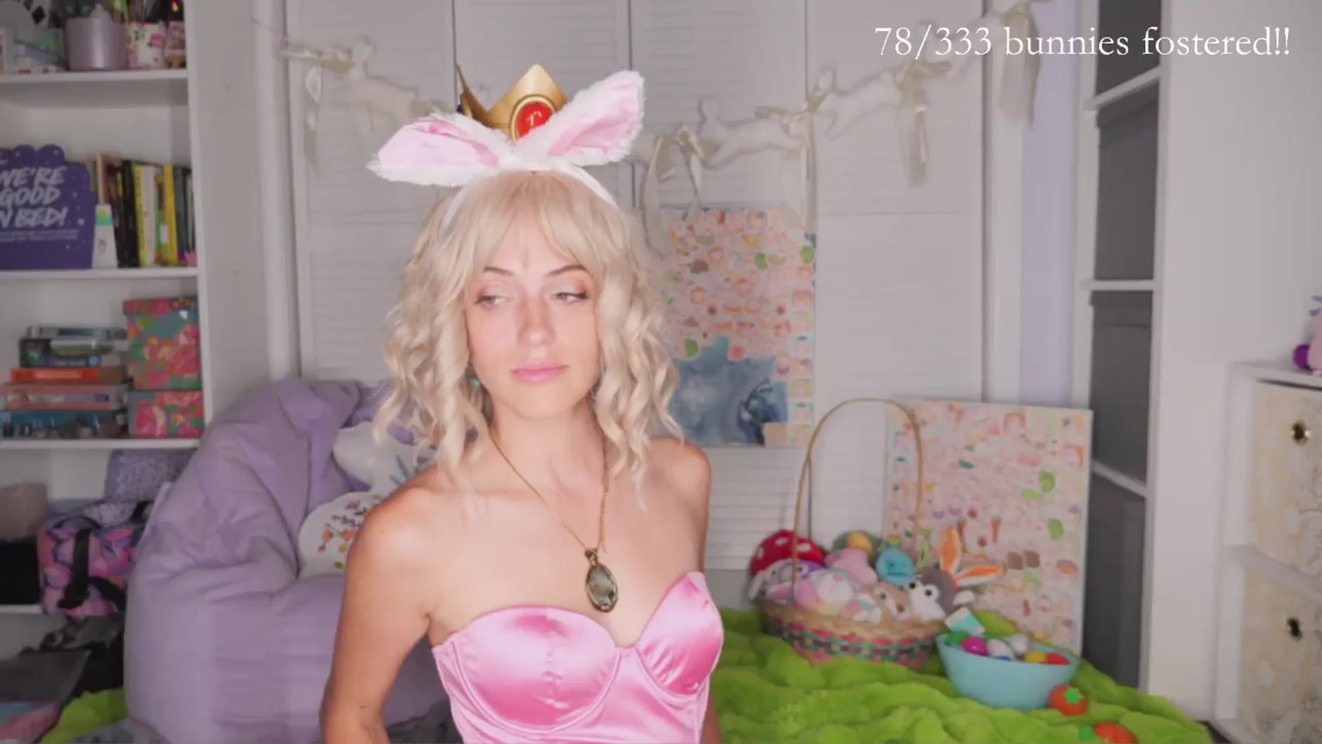 Gallery image thumbnail from NaomiDee's myfreecams stream on, 03/11/2026, 04:48 image 12 of 20