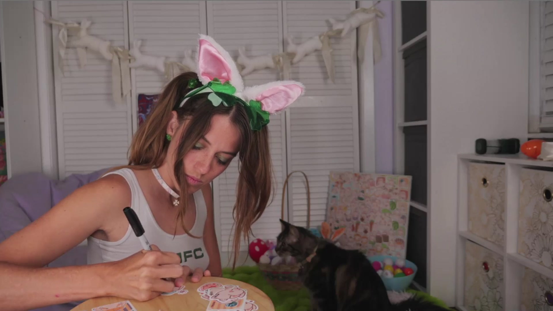 Gallery image thumbnail from NaomiDee's myfreecams stream on, 03/18/2026, 06:25 image 4 of 20