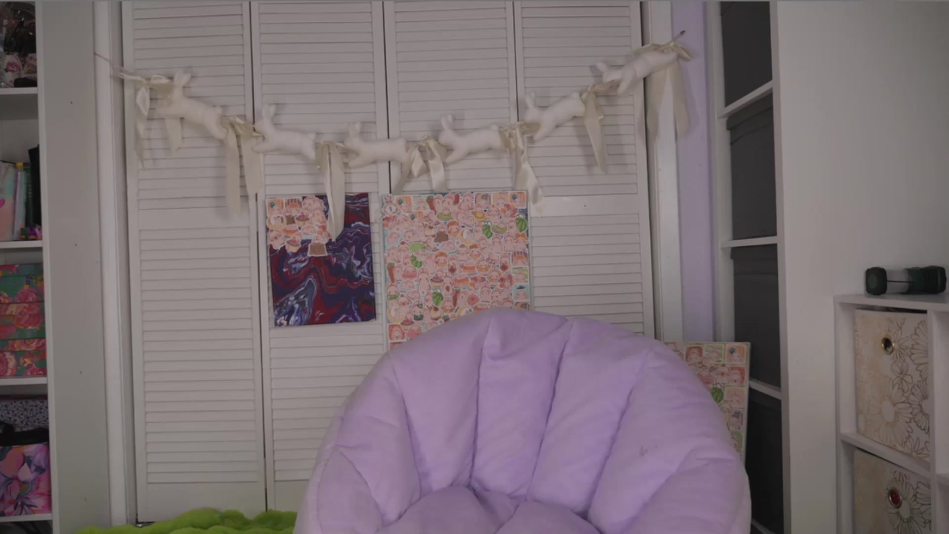 Gallery image thumbnail from NaomiDee's myfreecams stream on, 03/18/2026, 08:52 image 15 of 20