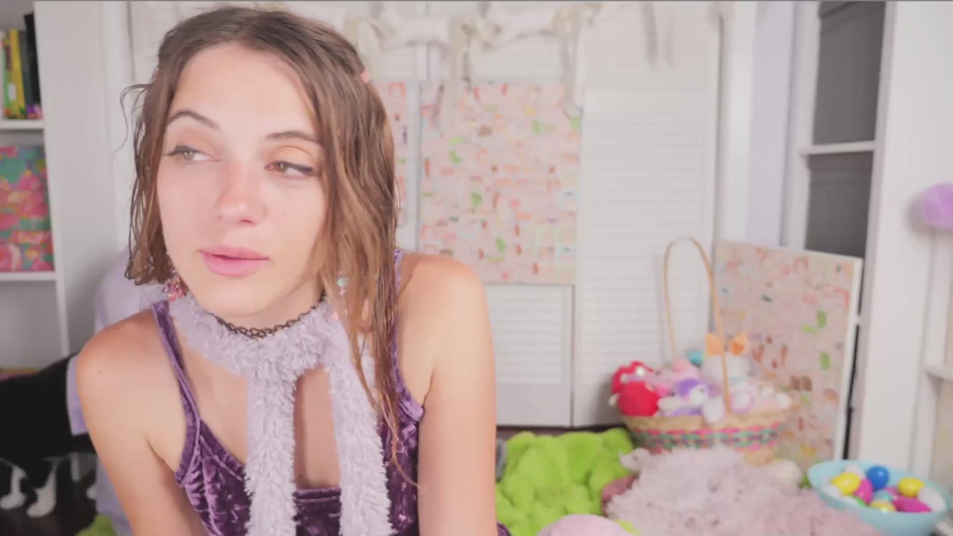 Gallery image thumbnail from NaomiDee's myfreecams stream on, 03/23/2026, 03:38 image 4 of 20