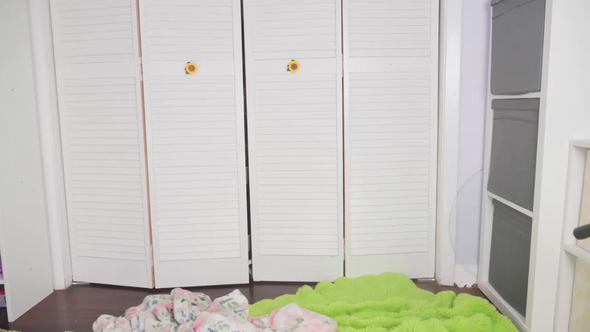Gallery image thumbnail from NaomiDee's myfreecams stream on, 05/16/2026, 07:38 image 1 of 20