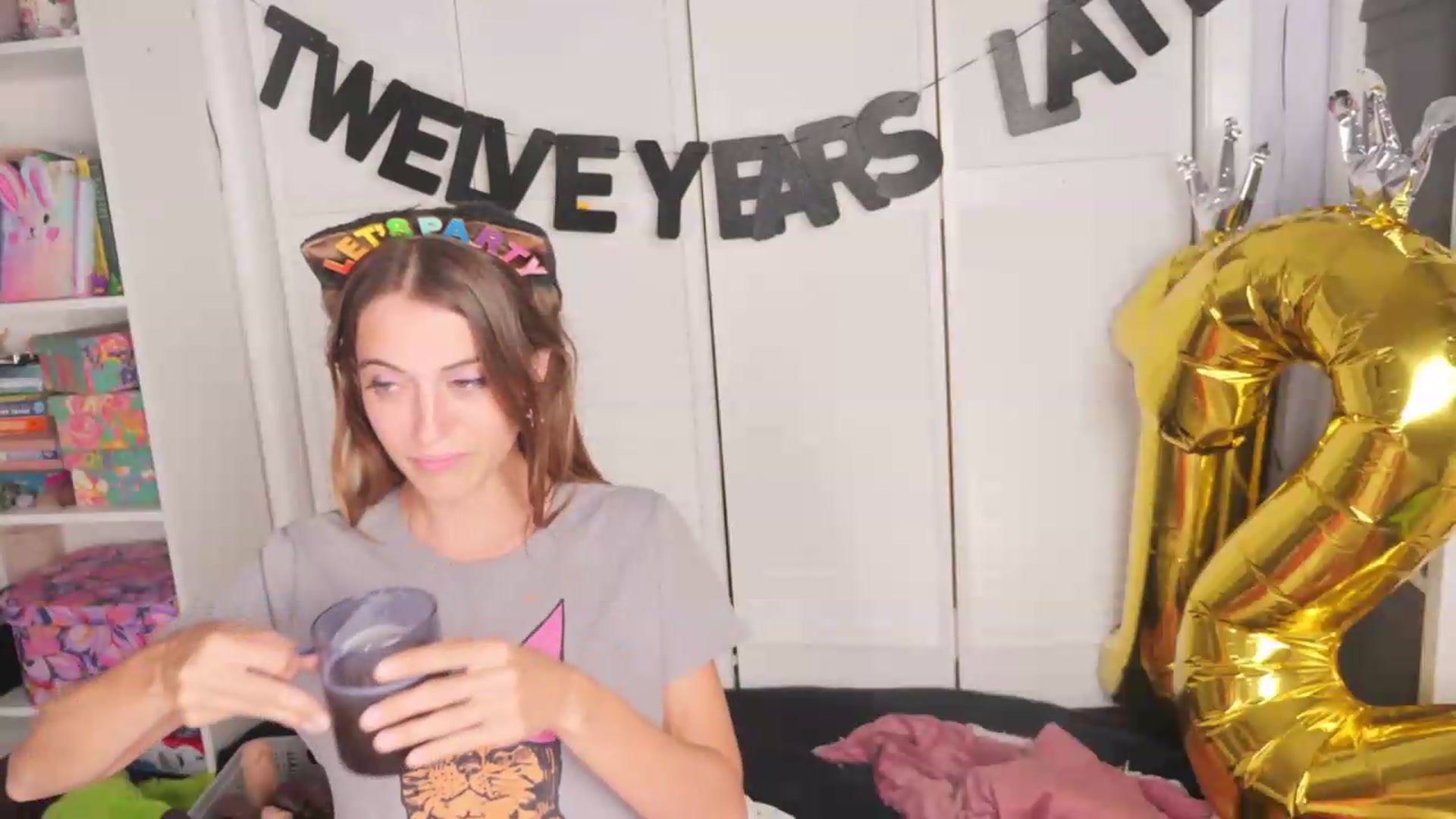 Gallery image thumbnail from NaomiDee's myfreecams stream on, 05/24/2026, 06:44 image 7 of 20