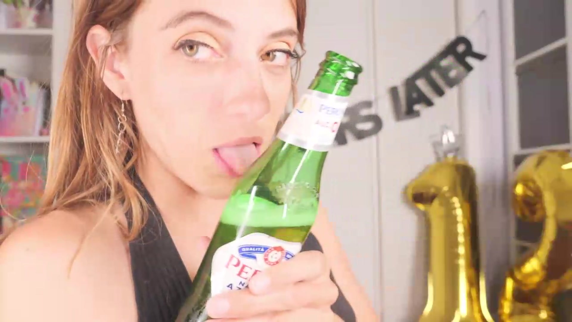 Gallery image thumbnail from NaomiDee's myfreecams stream on, 06/01/2026, 07:08 image 7 of 20
