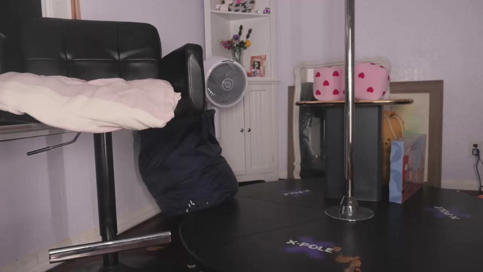 Gallery image thumbnail from NaomiDee's myfreecams stream on, 06/01/2026, 08:06 image 6 of 20