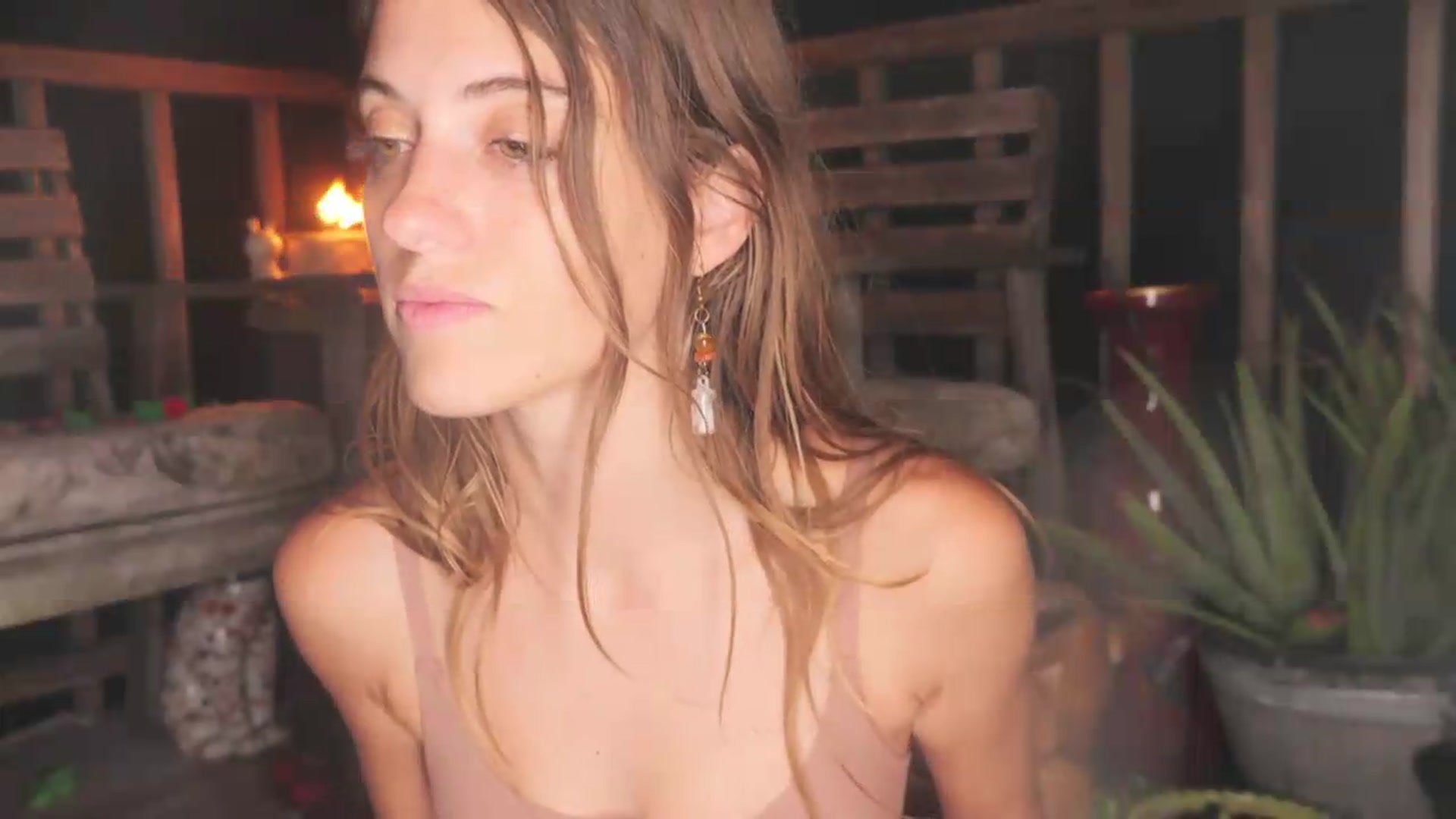Gallery image thumbnail from NaomiDee's myfreecams stream on, 06/09/2026, 04:05 image 8 of 20