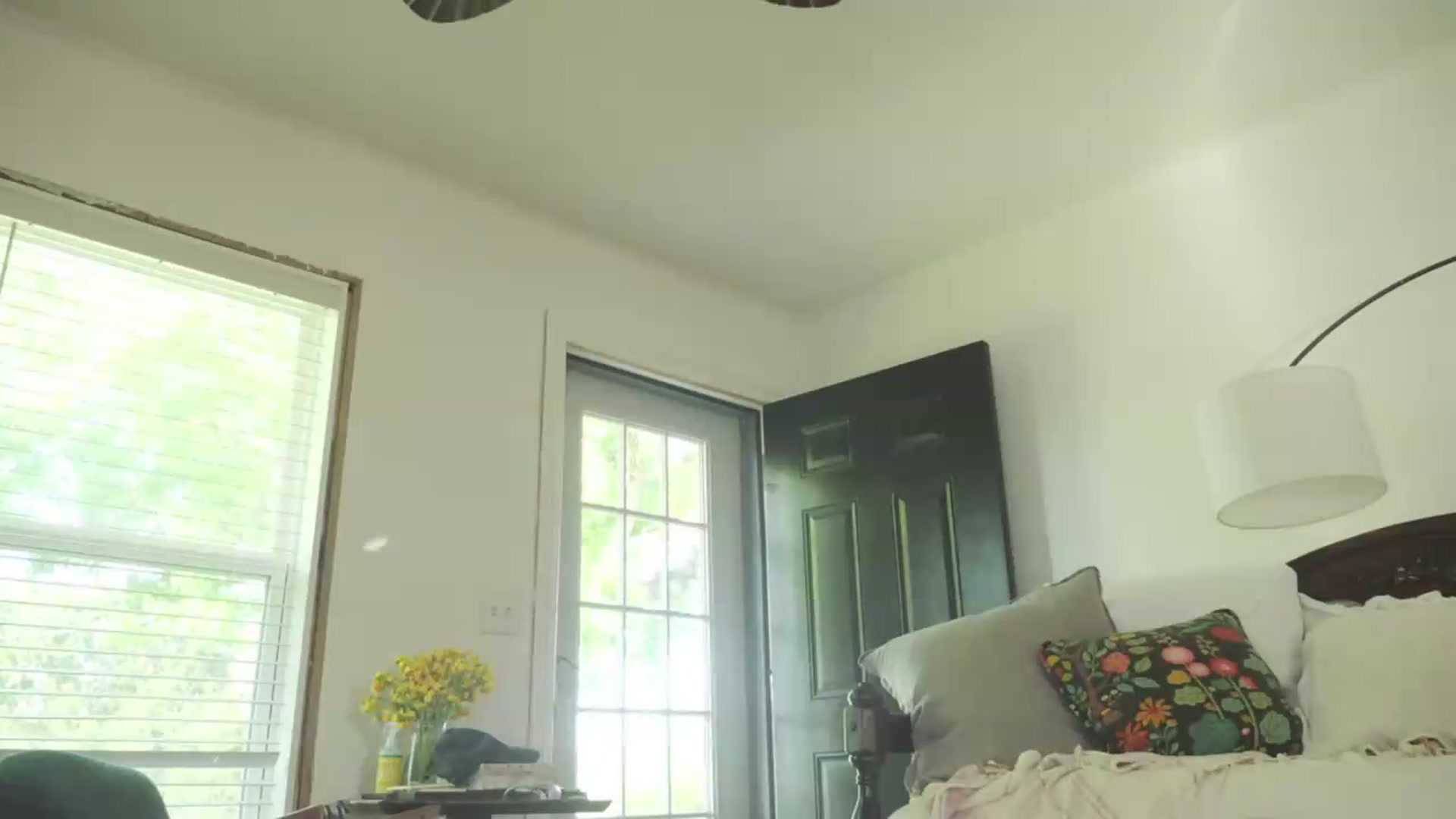 Gallery image thumbnail from NaomiDee's myfreecams stream on, 06/28/2026, 23:59 image 11 of 20