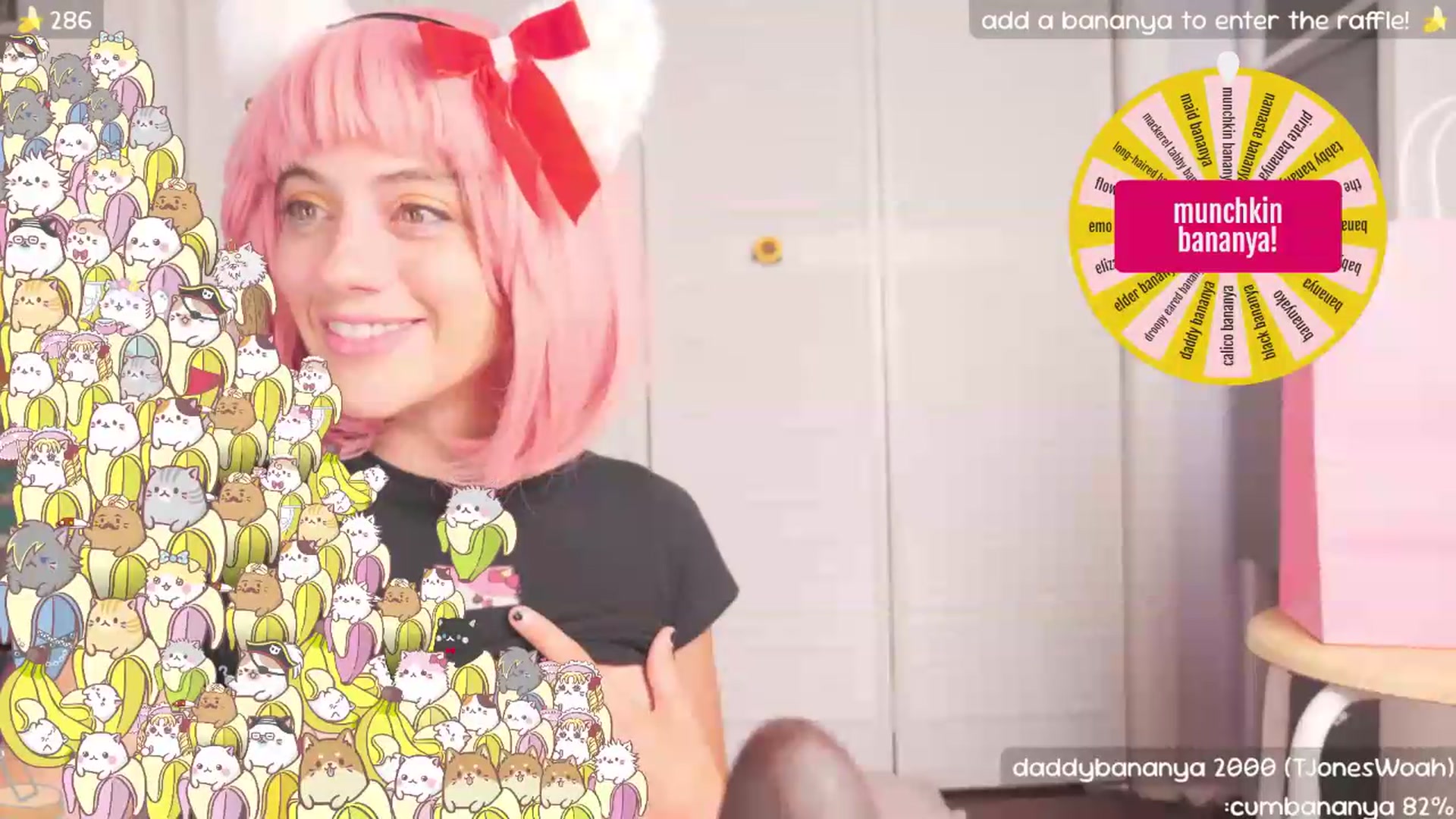 Gallery image thumbnail from NaomiDee's myfreecams stream on, 07/11/2026, 07:27 image 12 of 20